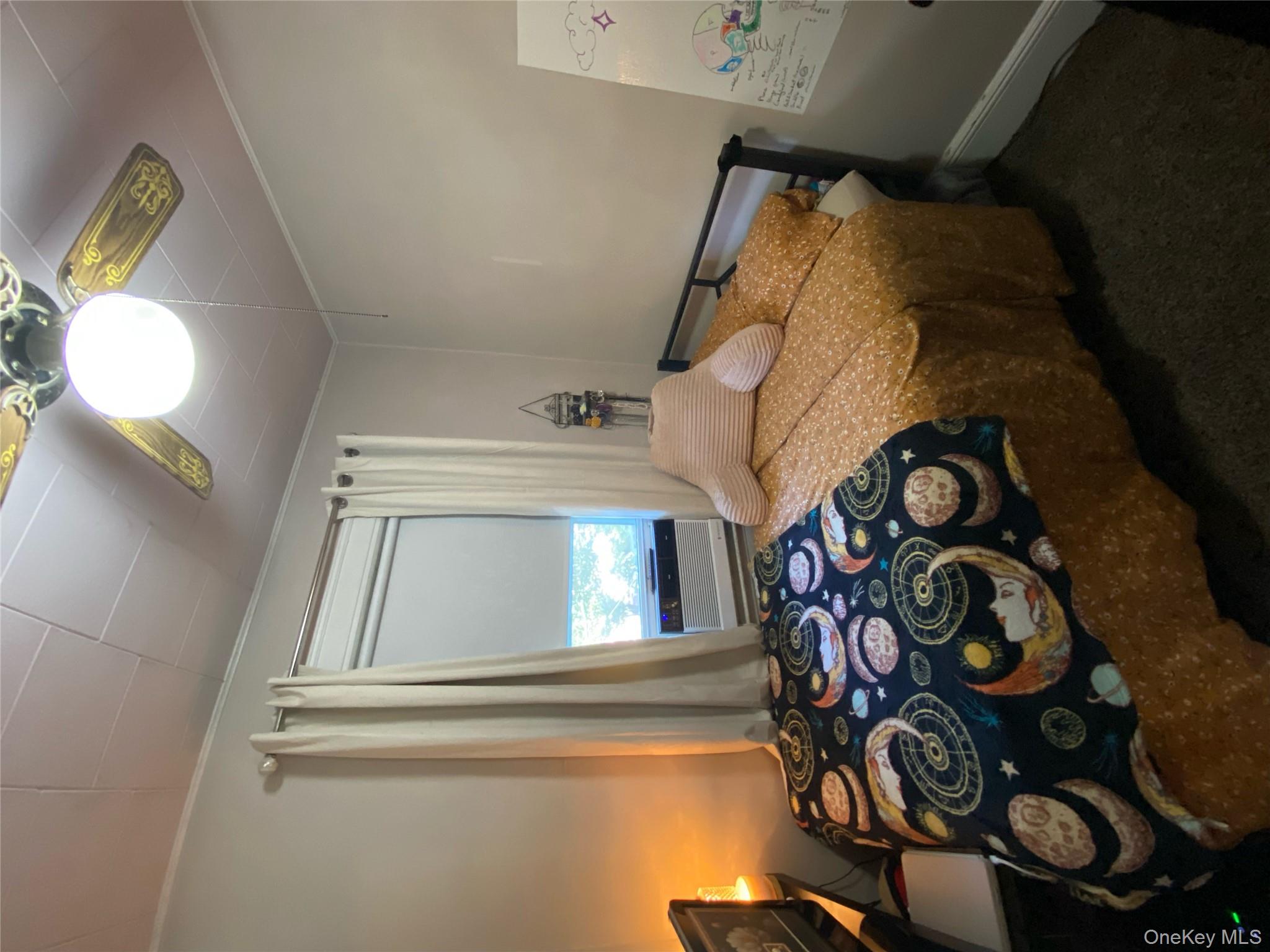 939 College Place, College Point, NY 11356