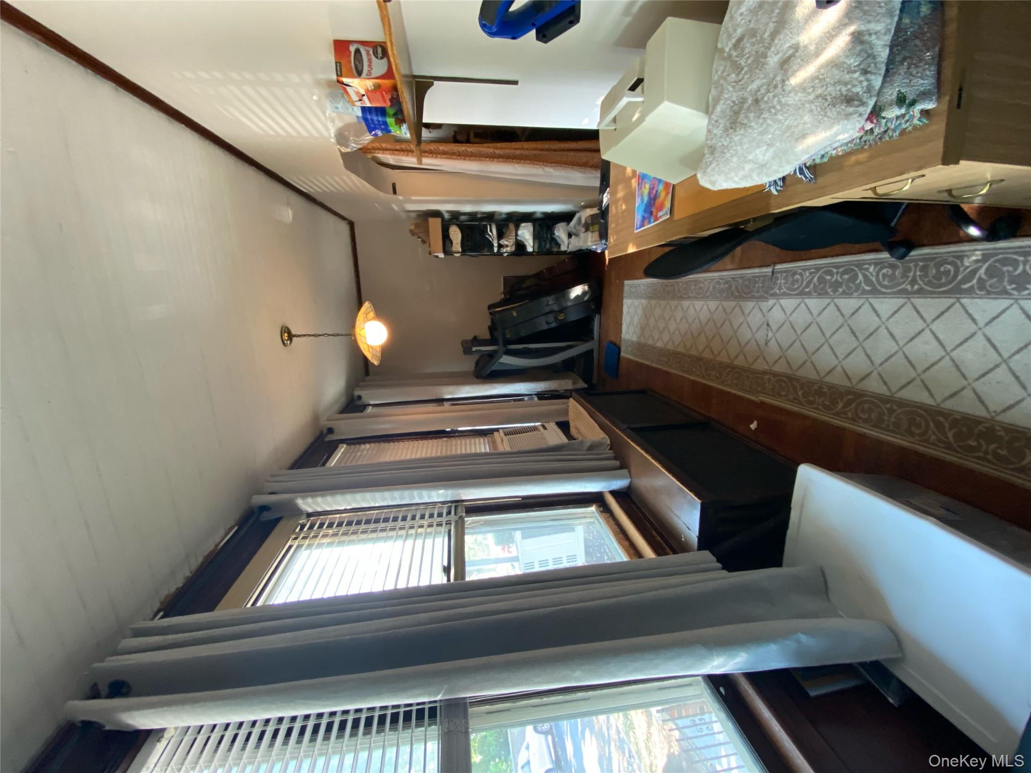 939 College Place, College Point, NY 11356