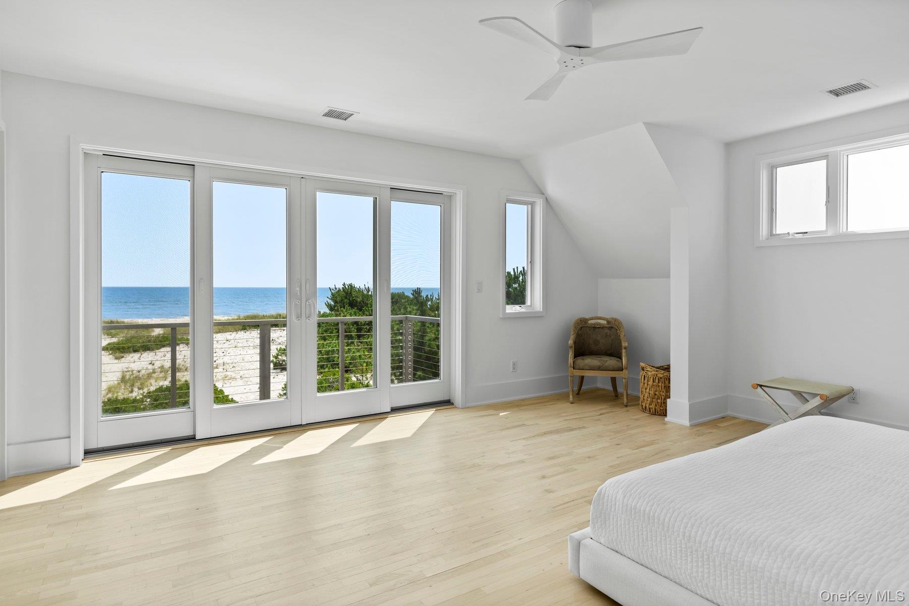 617 Dune Road, Westhampton, NY 11977