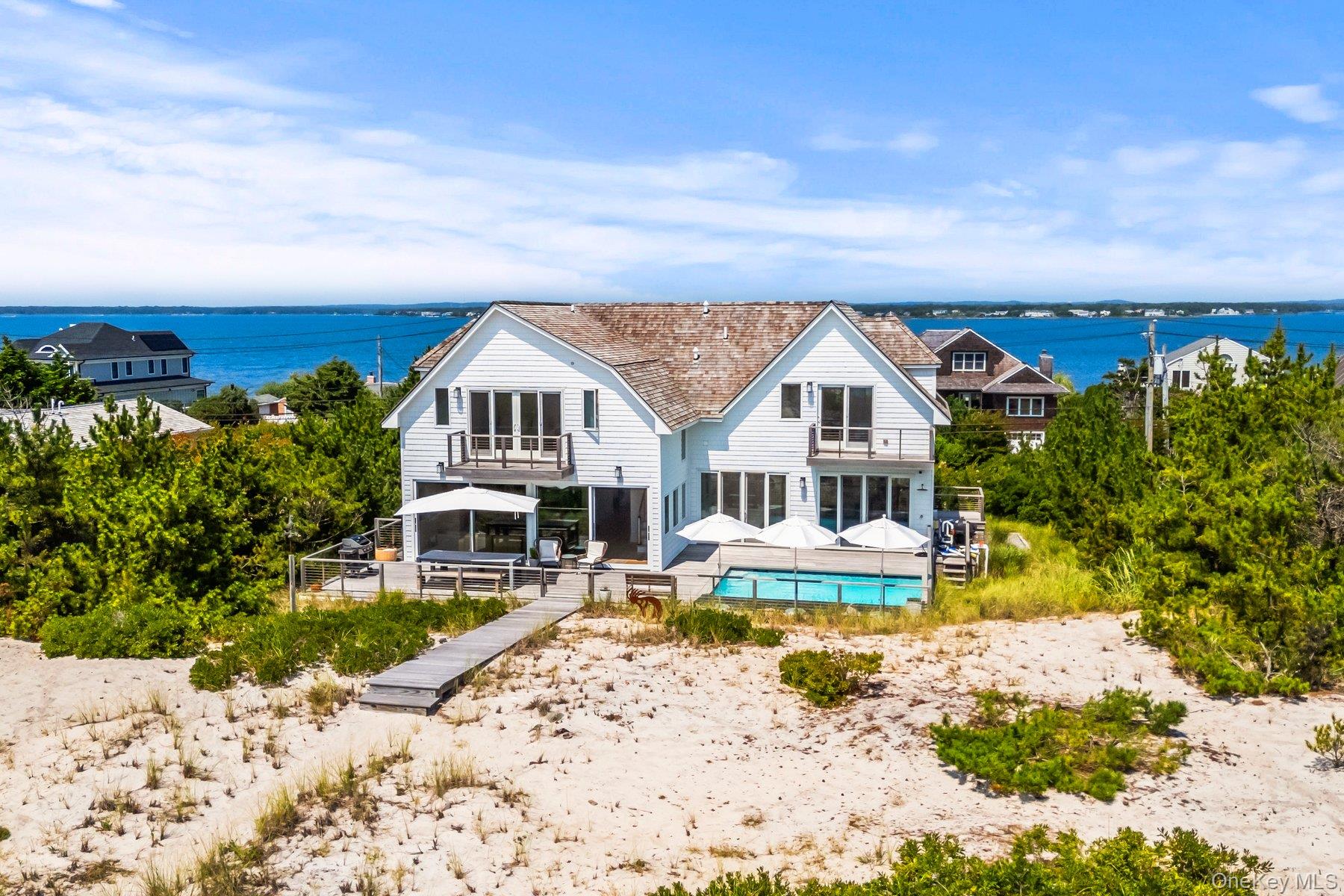 617 Dune Road, Westhampton, NY 11977