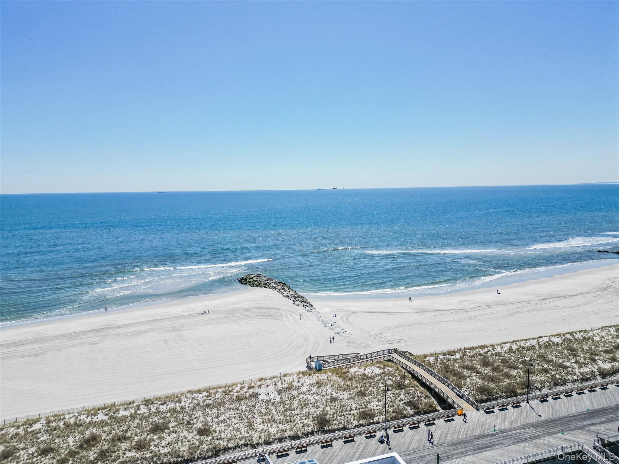 521 W Broadway # B, Long Beach, NY 11561