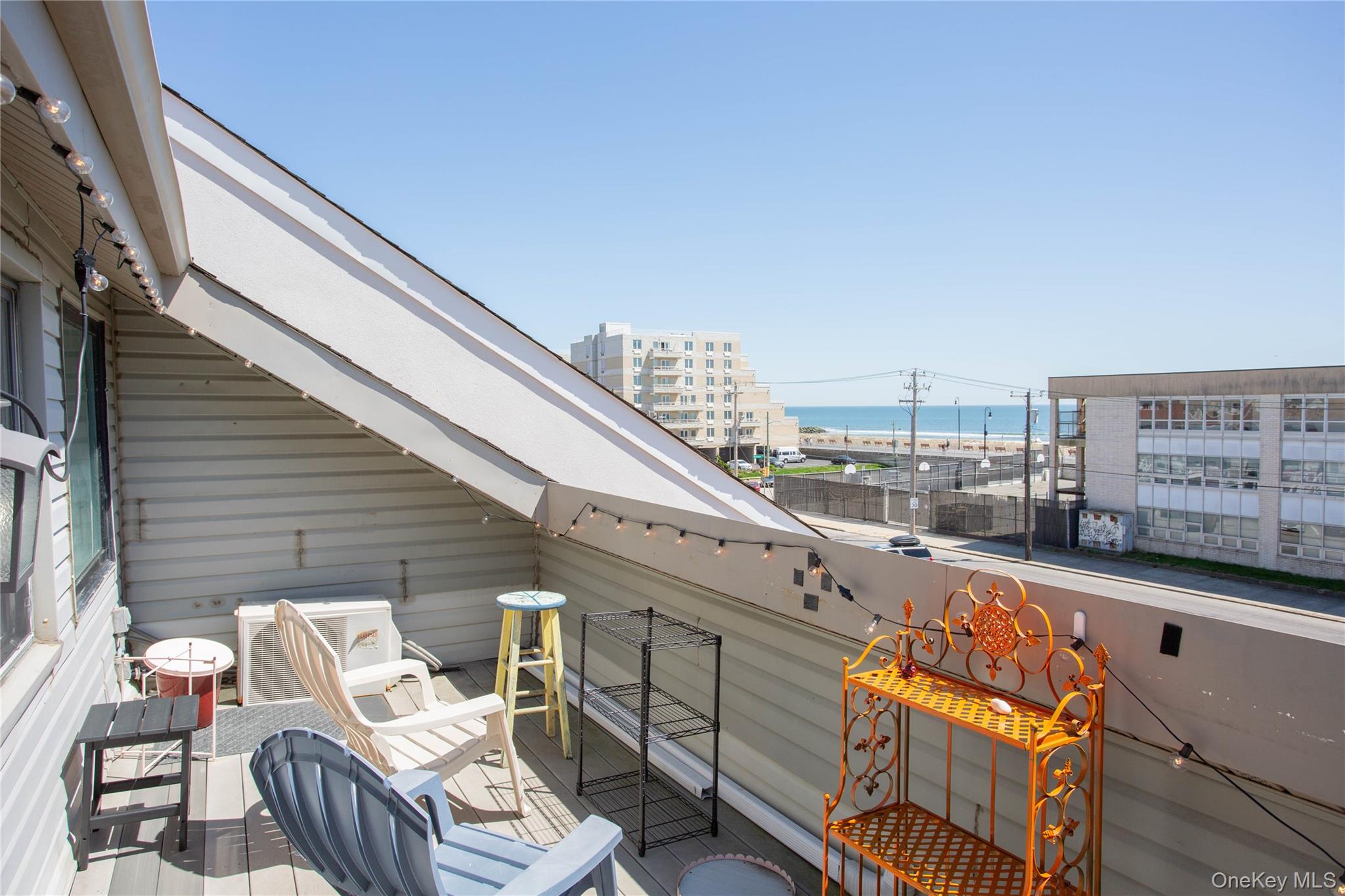 521 W Broadway # B, Long Beach, NY 11561