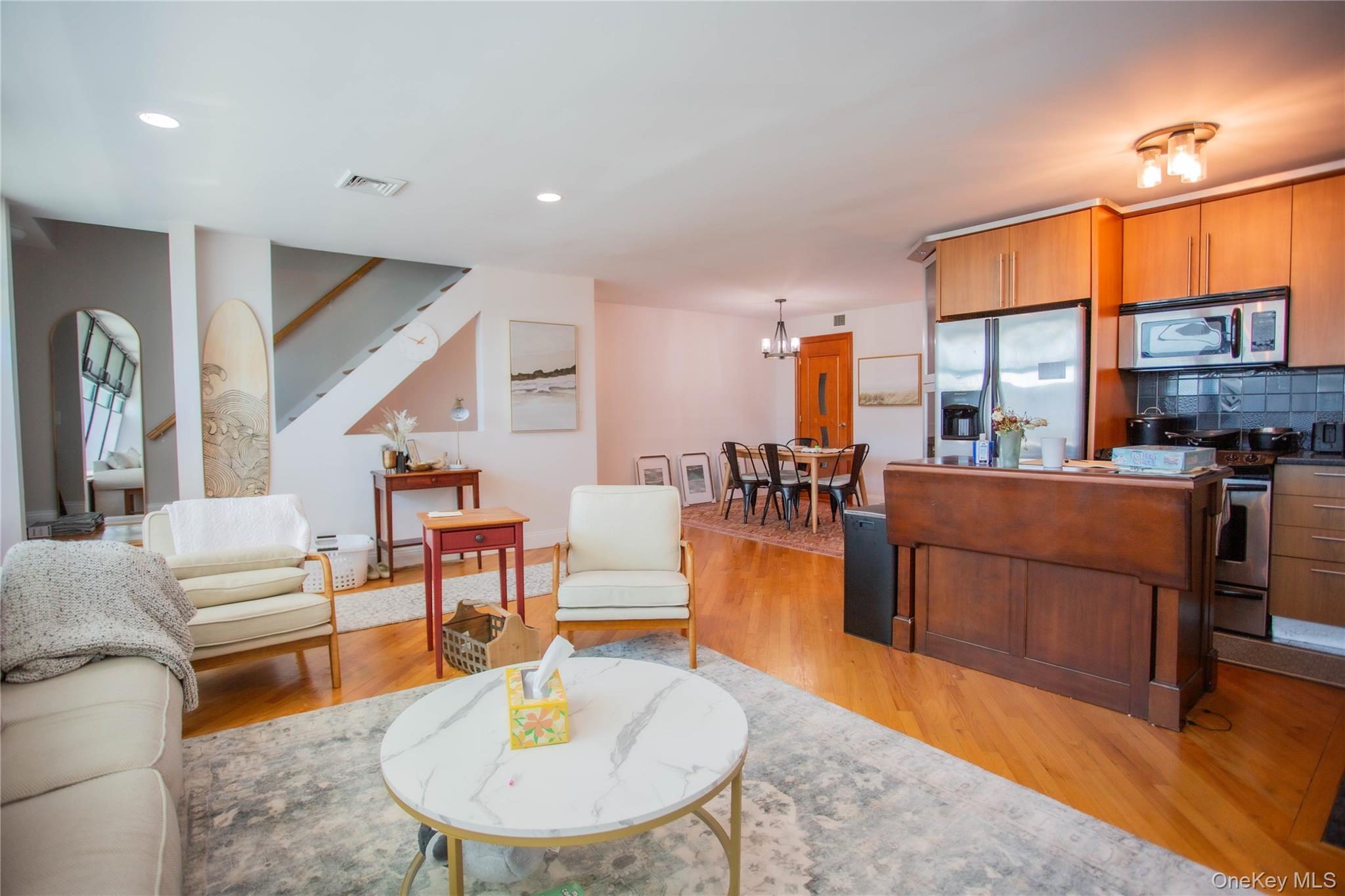 521 W Broadway # B, Long Beach, NY 11561