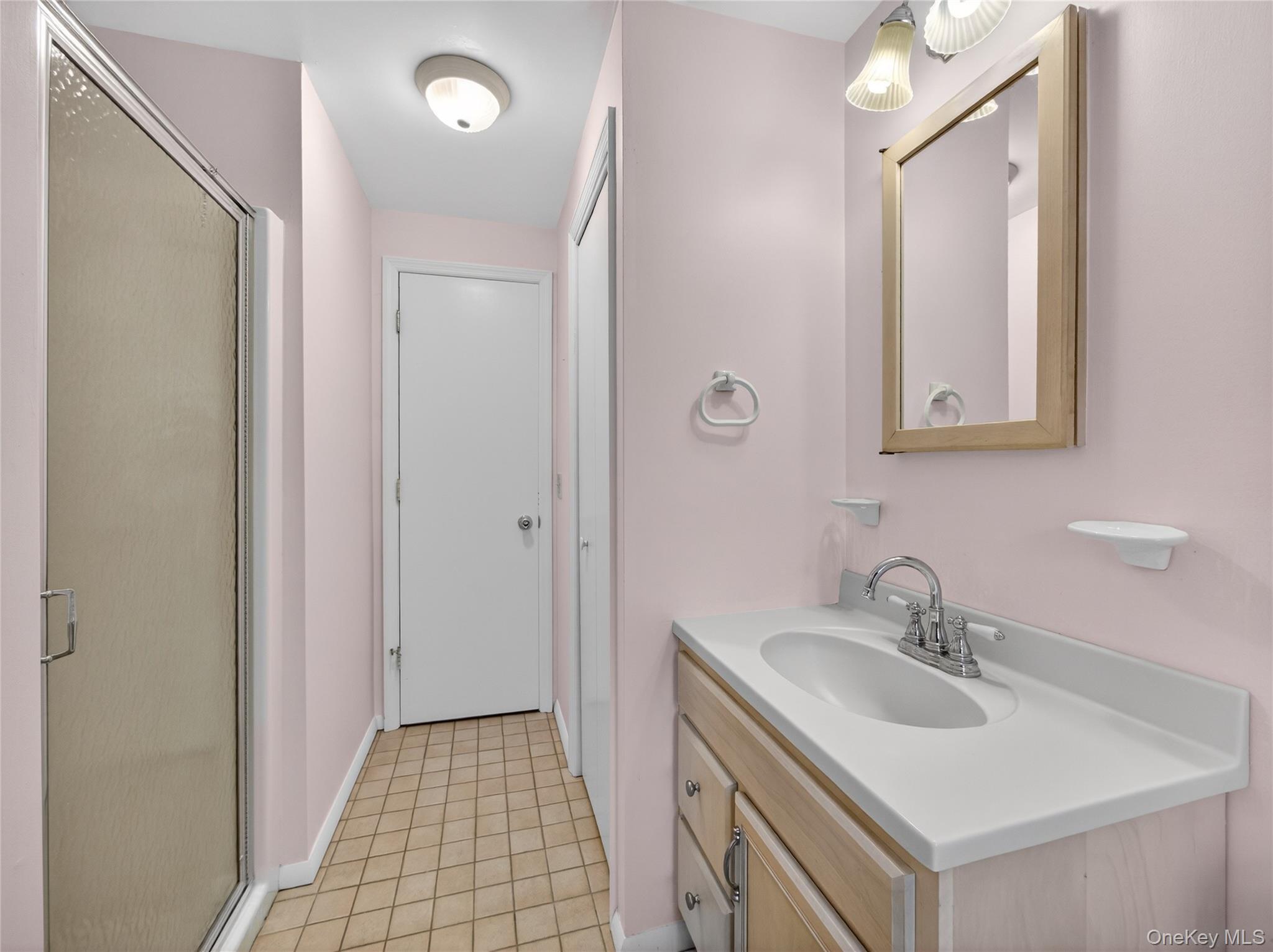 56 Buttonwood Place, Blauvelt, NY 10913