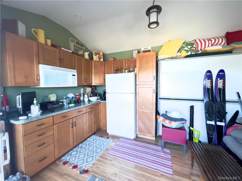 757 S Lake Boulevard, Mahopac, NY 10541