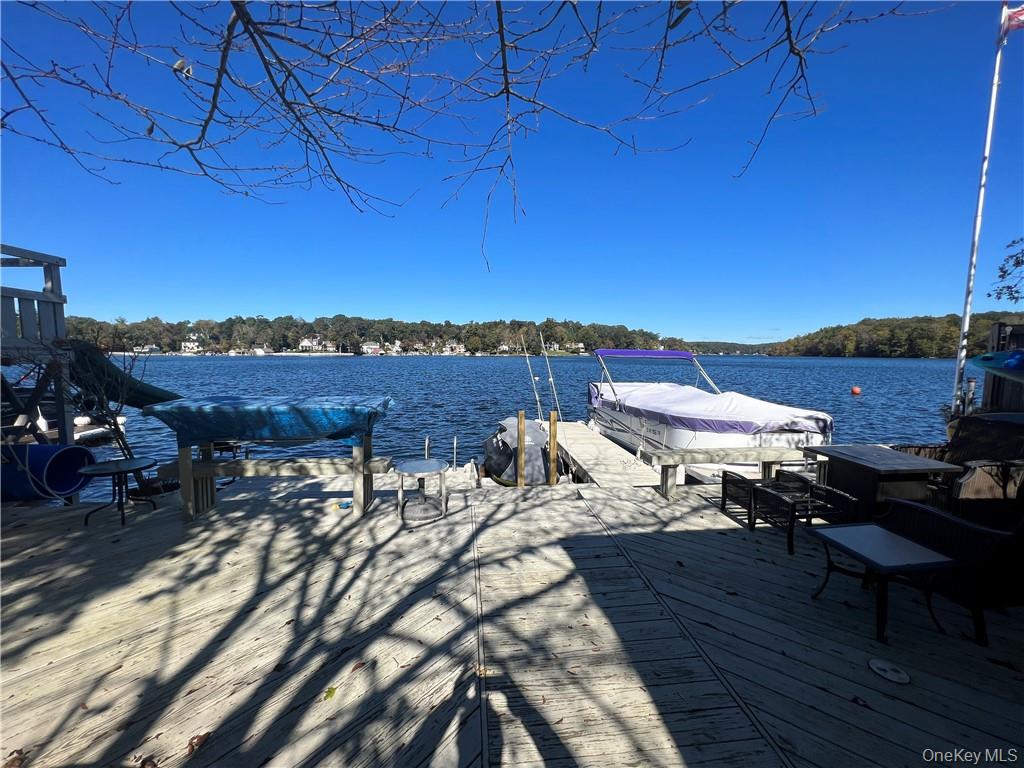 757 S Lake Boulevard, Mahopac, NY 10541
