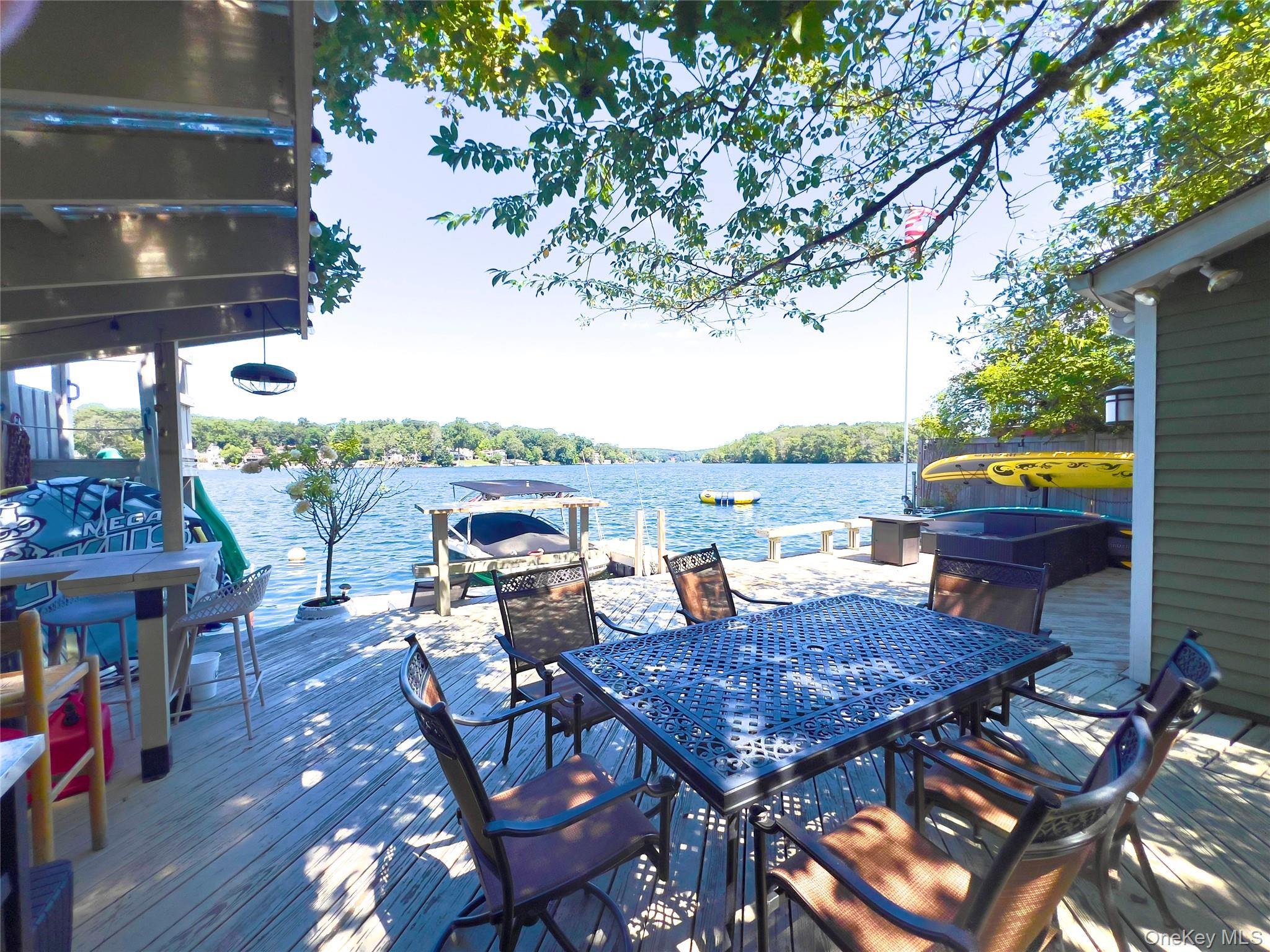 757 S Lake Boulevard, Mahopac, NY 10541