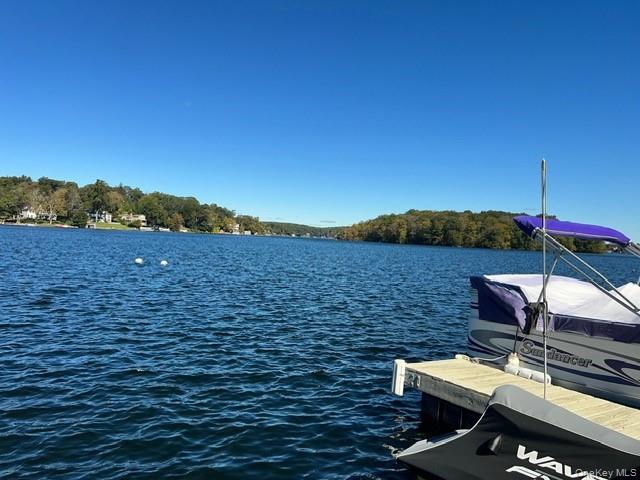 757 S Lake Boulevard, Mahopac, NY 10541
