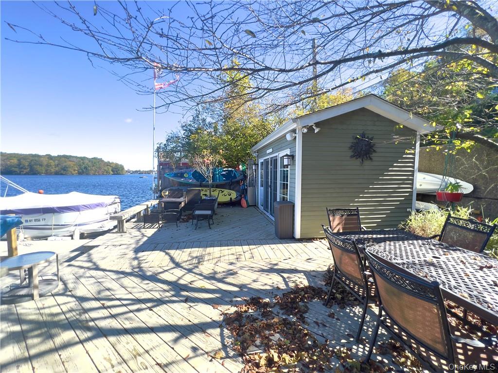 757 S Lake Boulevard, Mahopac, NY 10541