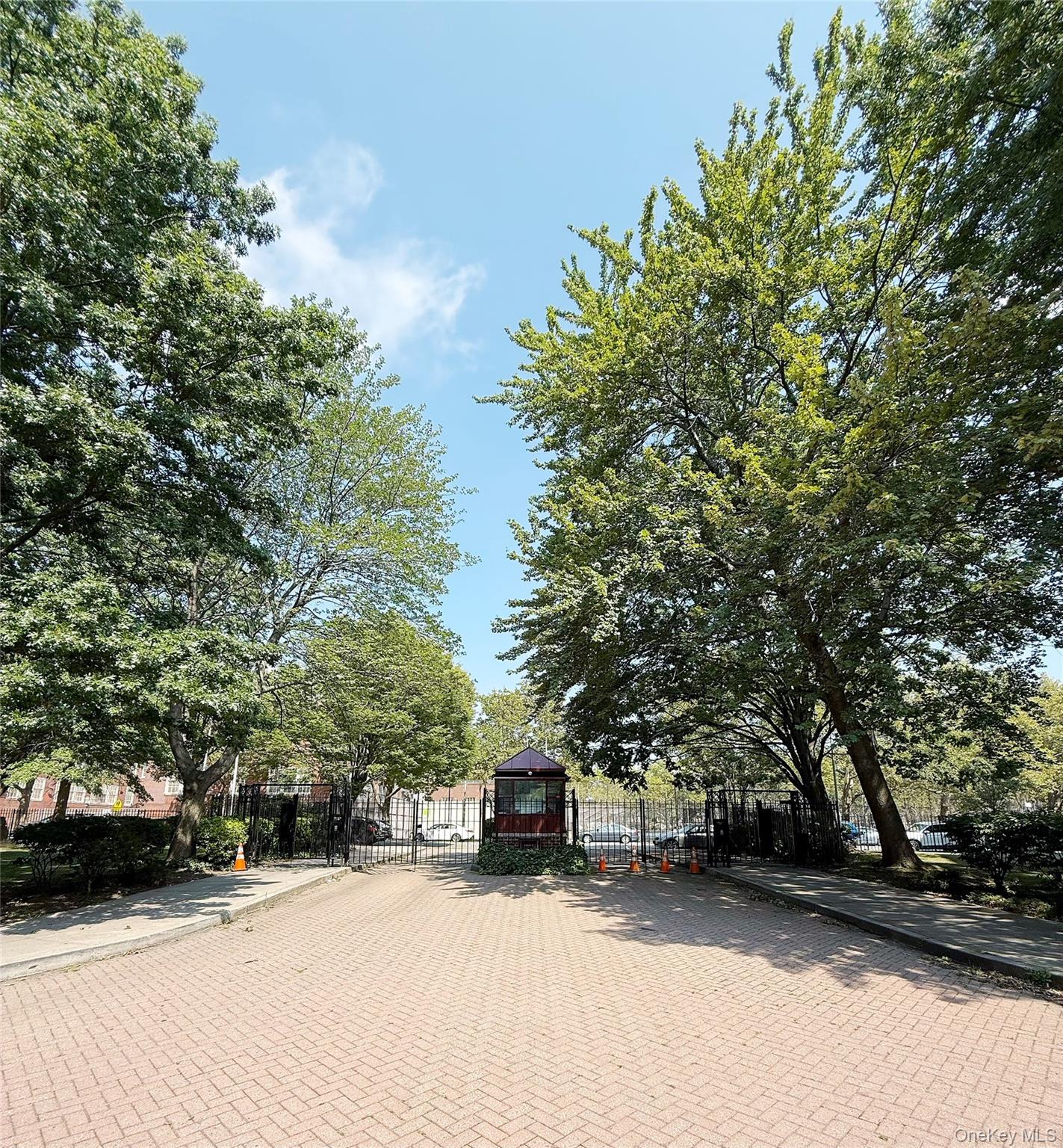 15020 71 Avenue # 3E, Flushing, NY 11367