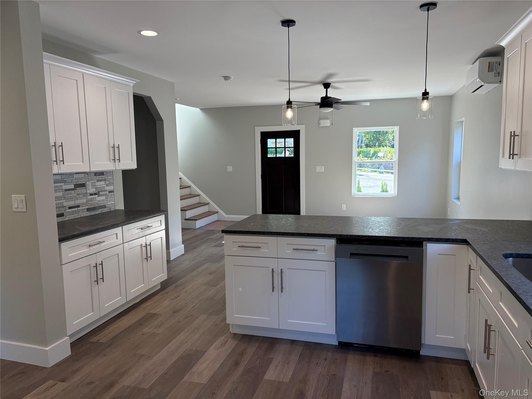 27 Windermere Avenue, Greenwood Lake, NY 10925