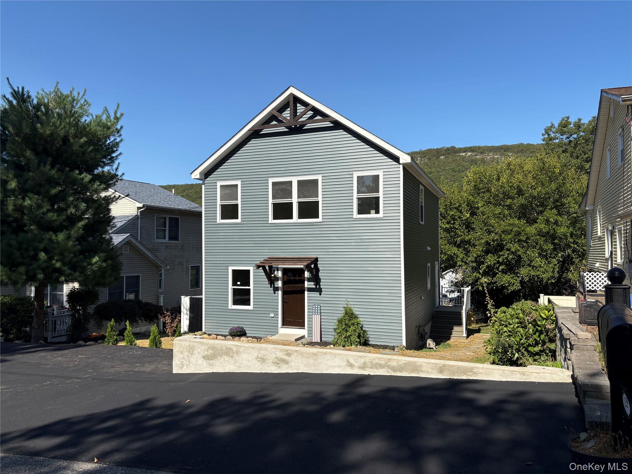 27 Windermere Avenue, Greenwood Lake, NY 10925