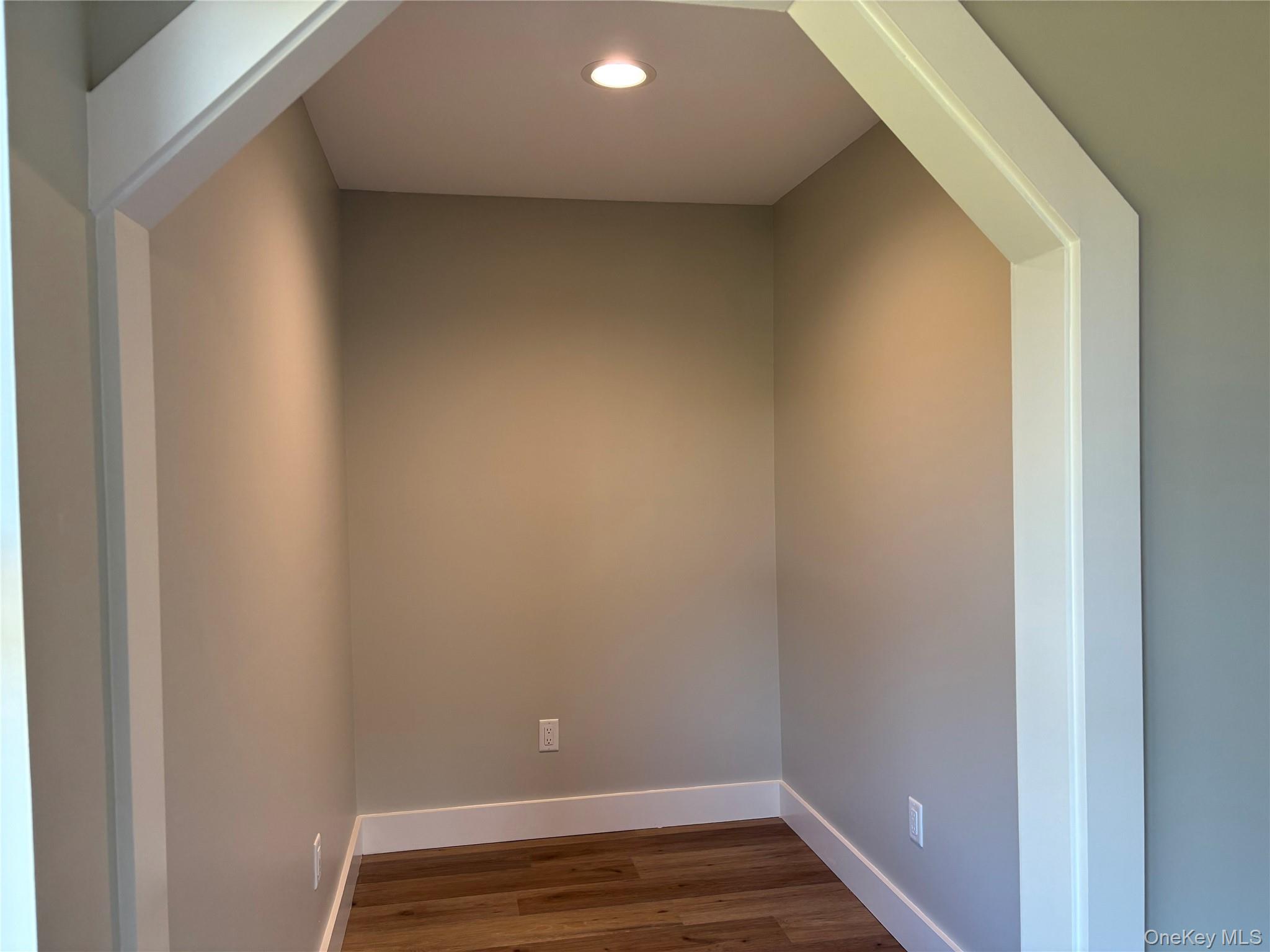 27 Windermere Avenue, Greenwood Lake, NY 10925