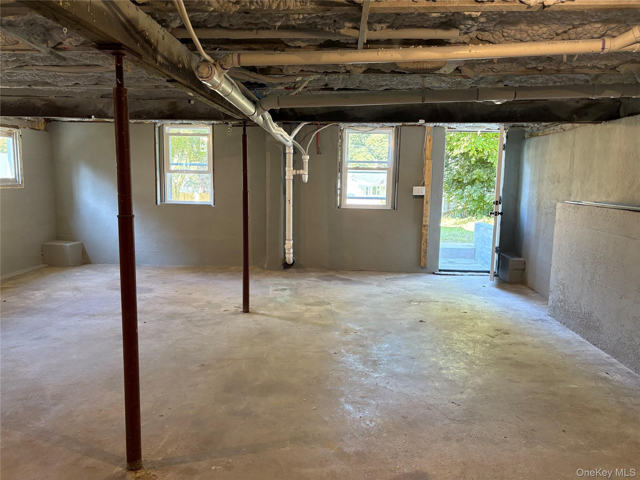 27 Windermere Avenue, Greenwood Lake, NY 10925