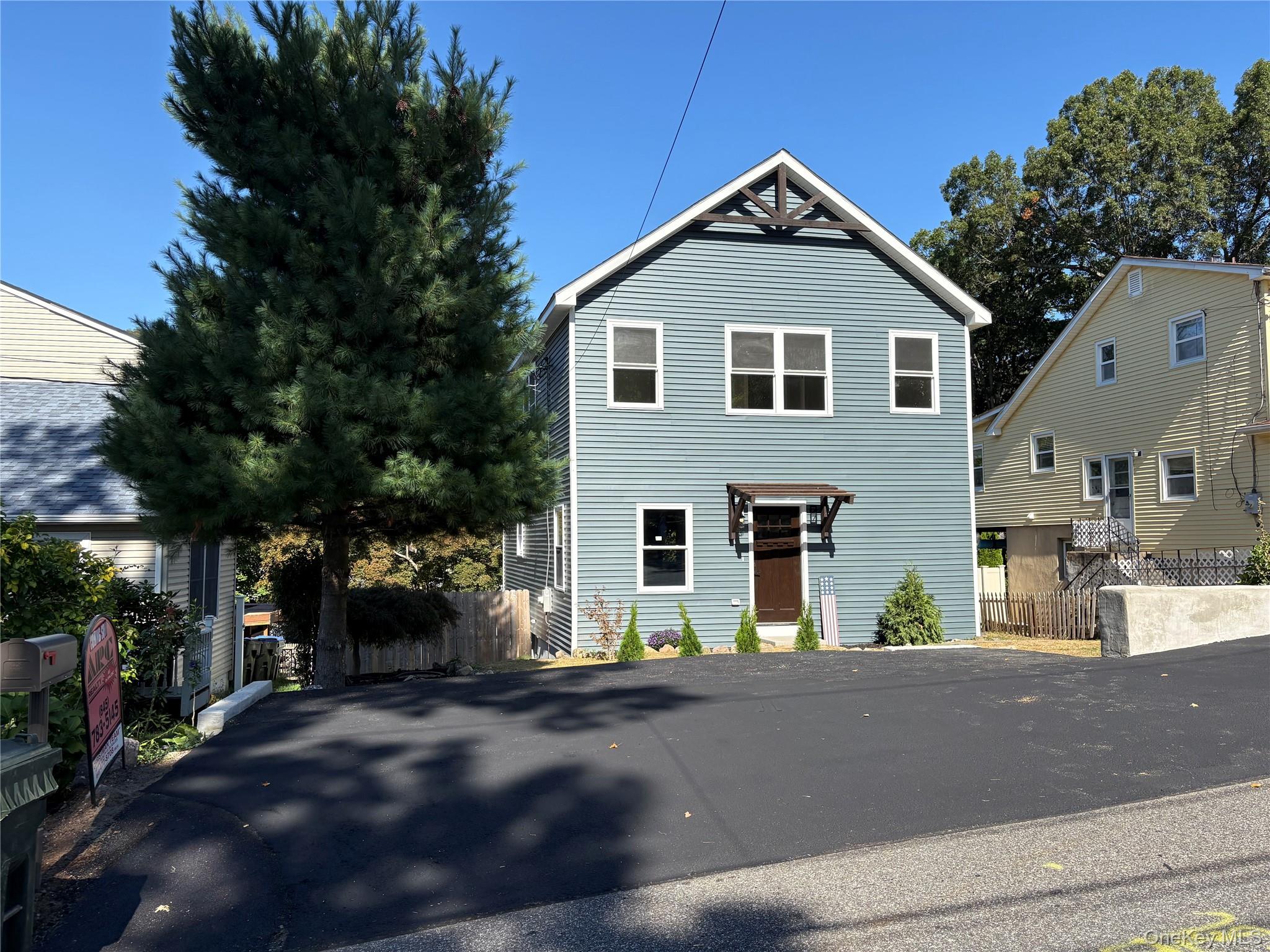27 Windermere Avenue, Greenwood Lake, NY 10925