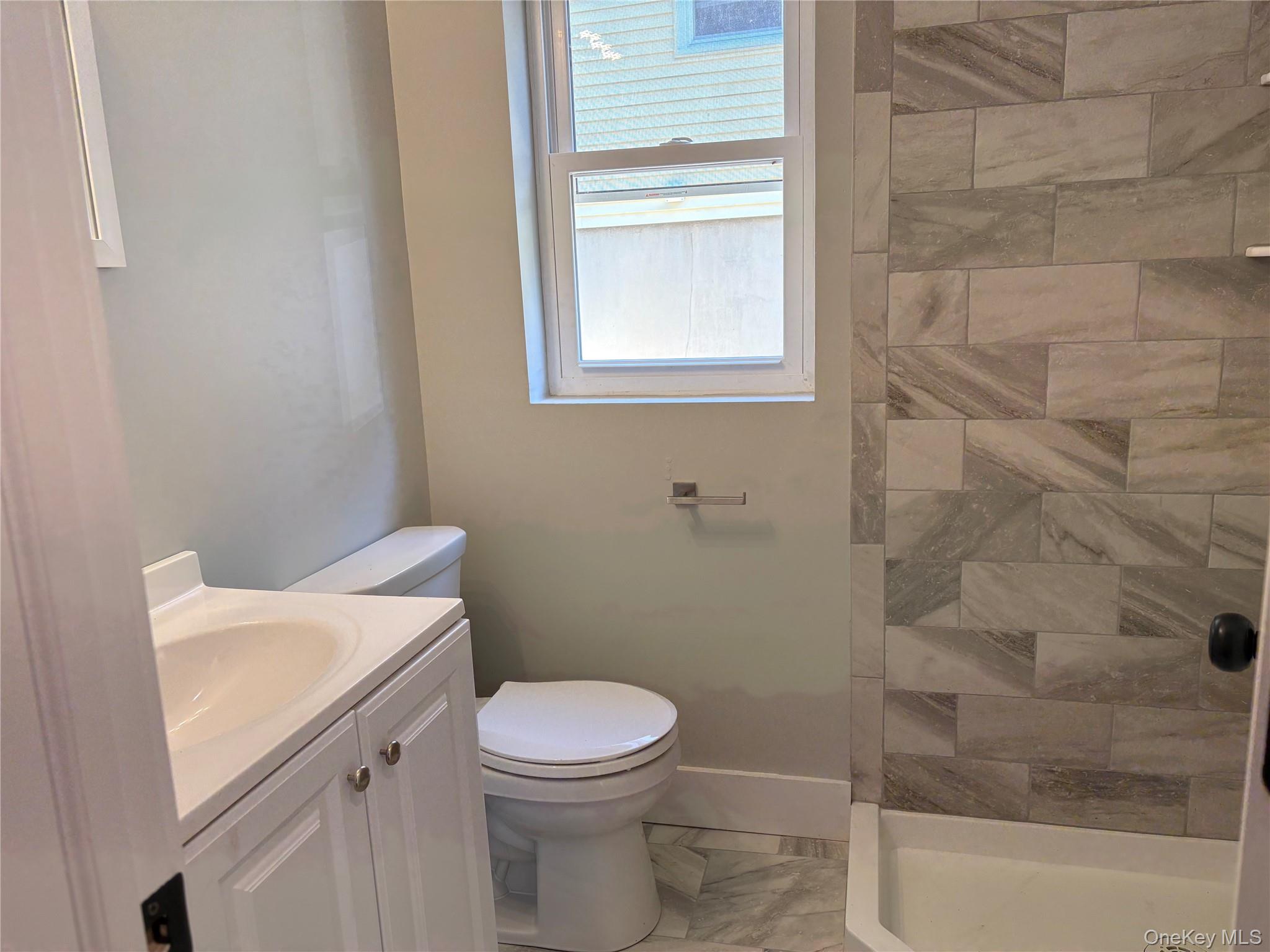 27 Windermere Avenue, Greenwood Lake, NY 10925