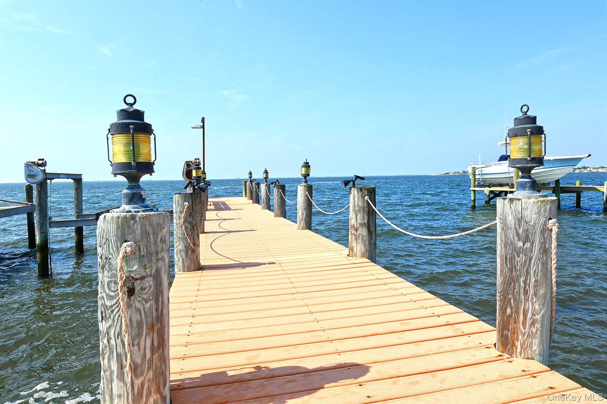 83 Fairwater Avenue, Massapequa, NY 11758