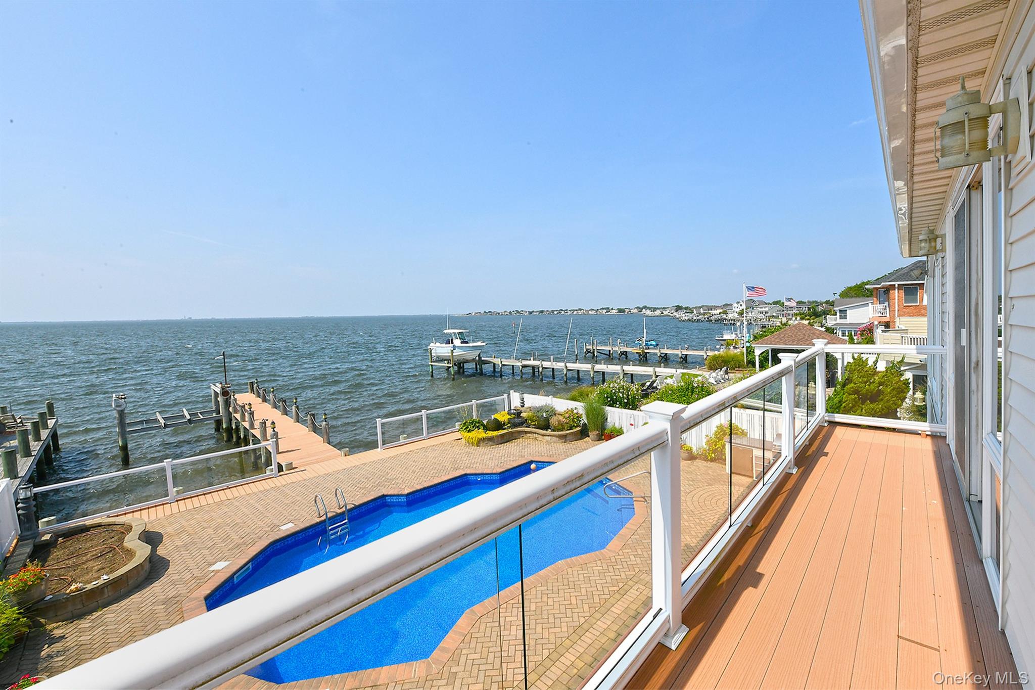 83 Fairwater Avenue, Massapequa, NY 11758