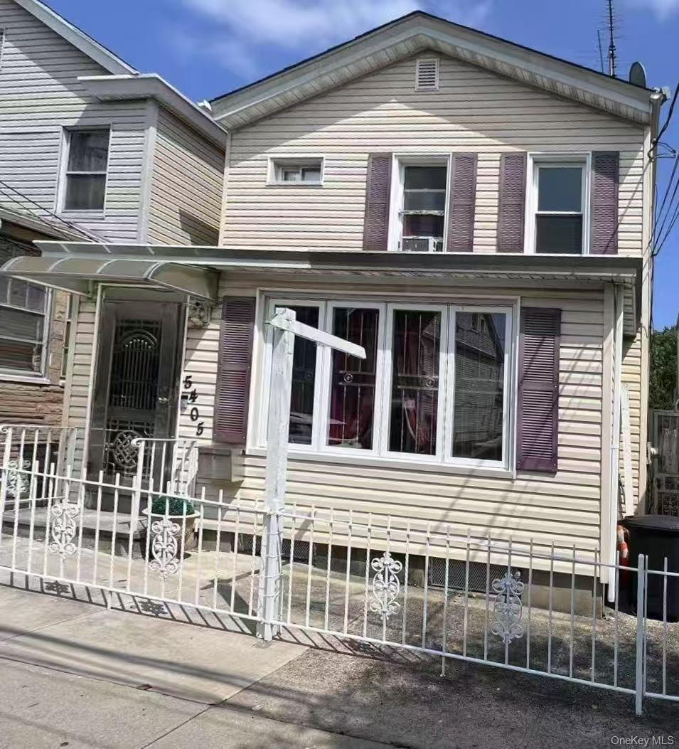 5405 68th Street, Maspeth, NY 11378