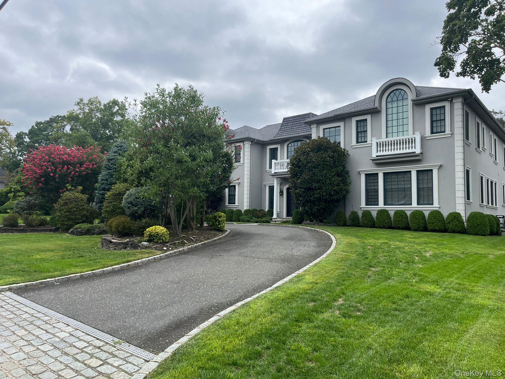 302 Hewlett Neck Road, Woodmere, NY 11598