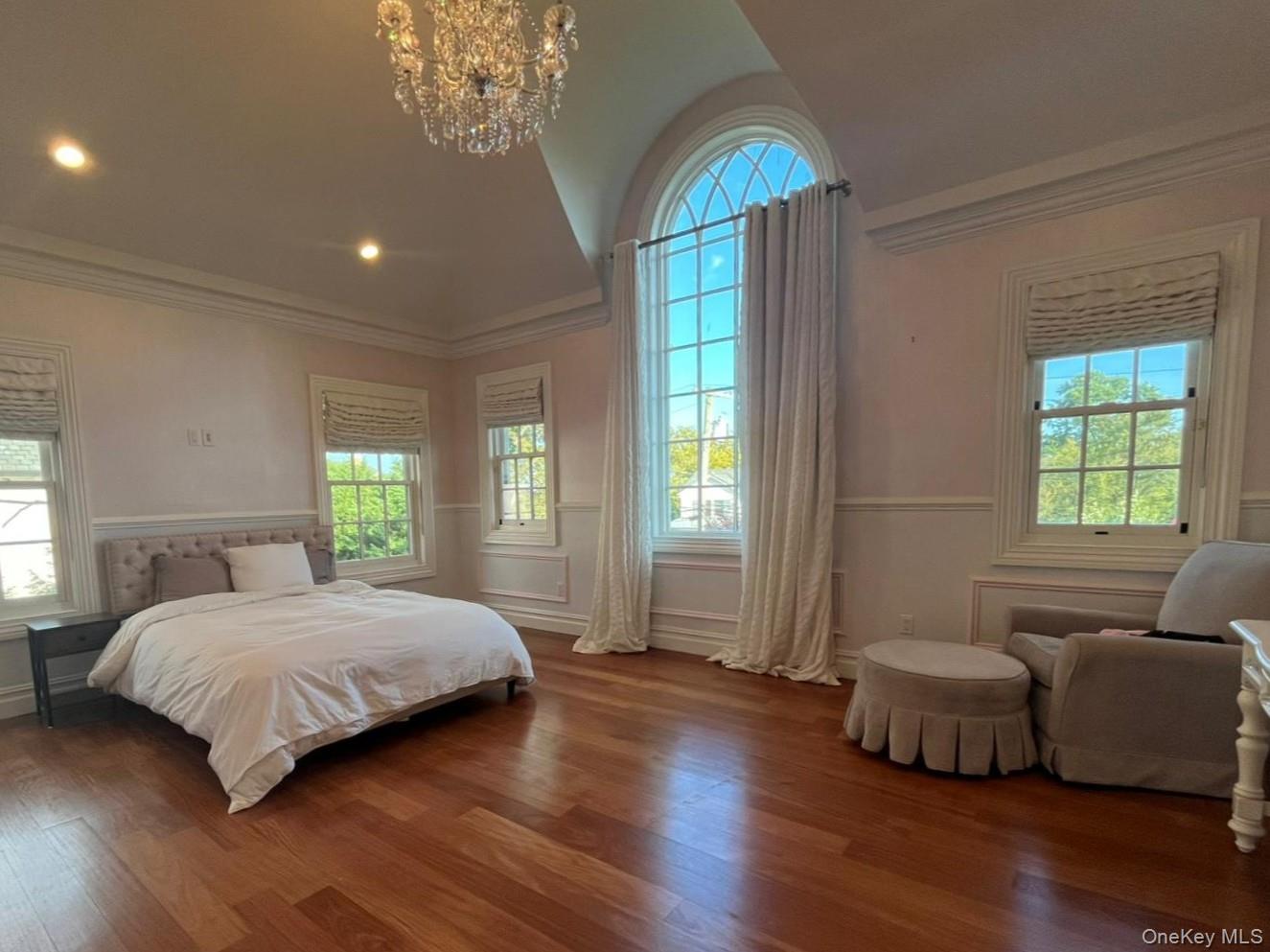 302 Hewlett Neck Road, Woodmere, NY 11598