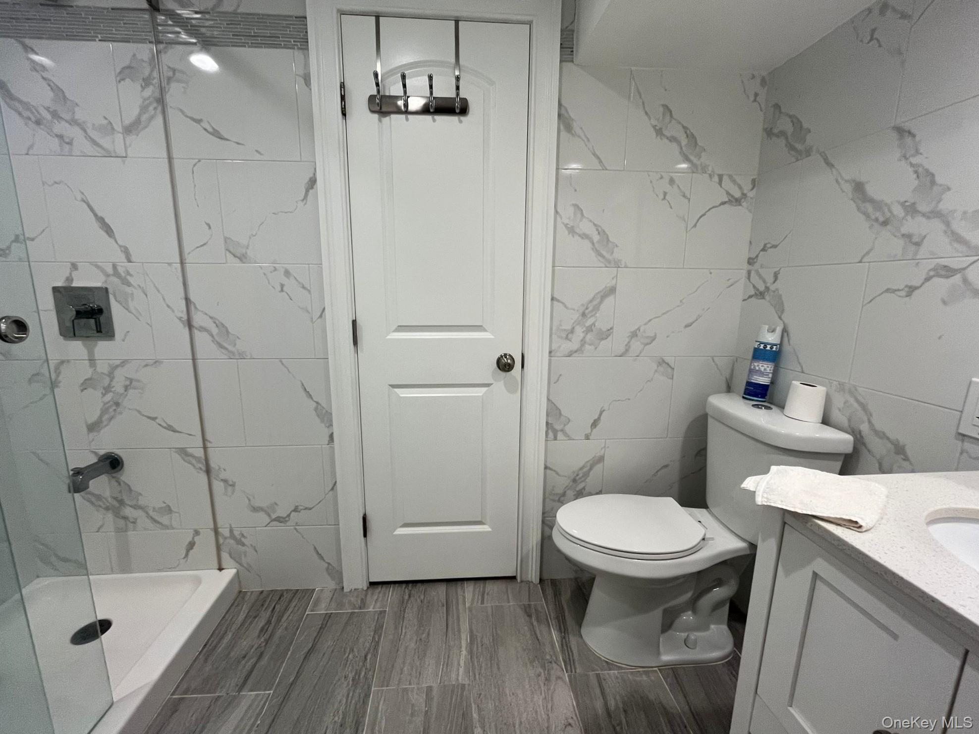 302 Hewlett Neck Road, Woodmere, NY 11598