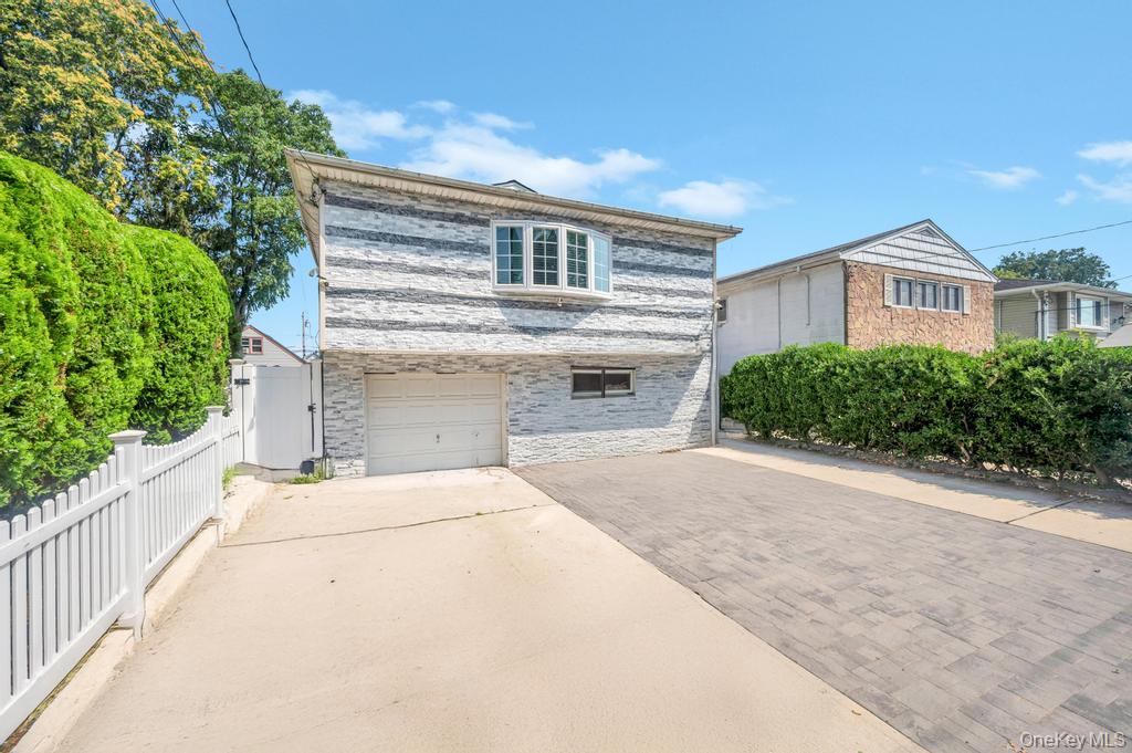 30 Sutton Street, Hempstead, NY 11550