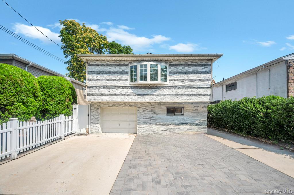 30 Sutton Street, Hempstead, NY 11550