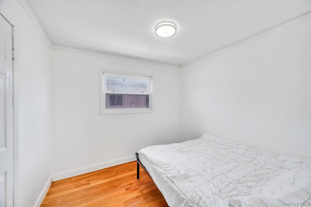 30 Sutton Street, Hempstead, NY 11550