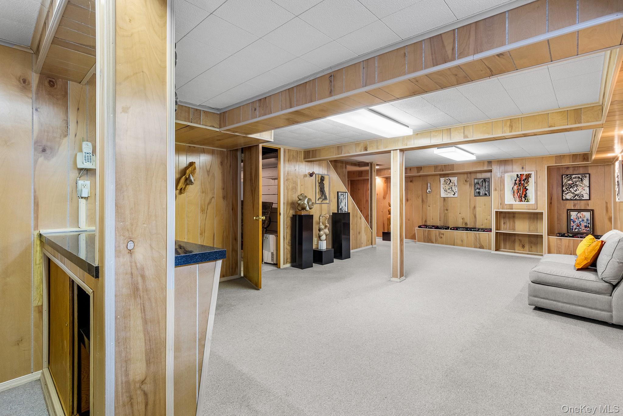 19 Dallas Avenue, New Hyde Park, NY 11040