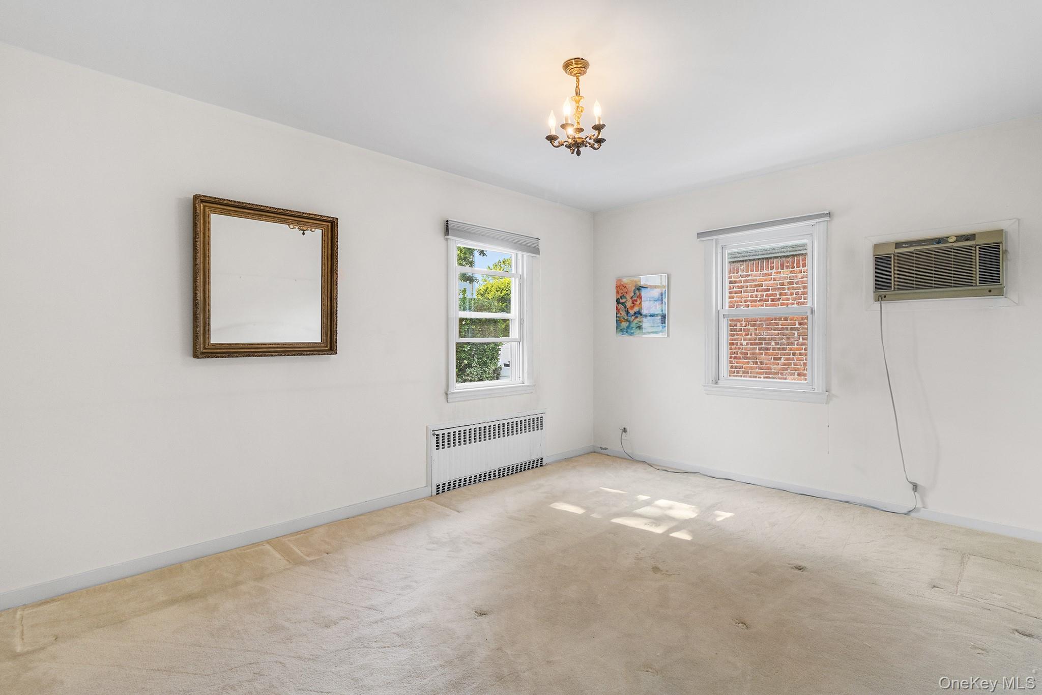 19 Dallas Avenue, New Hyde Park, NY 11040