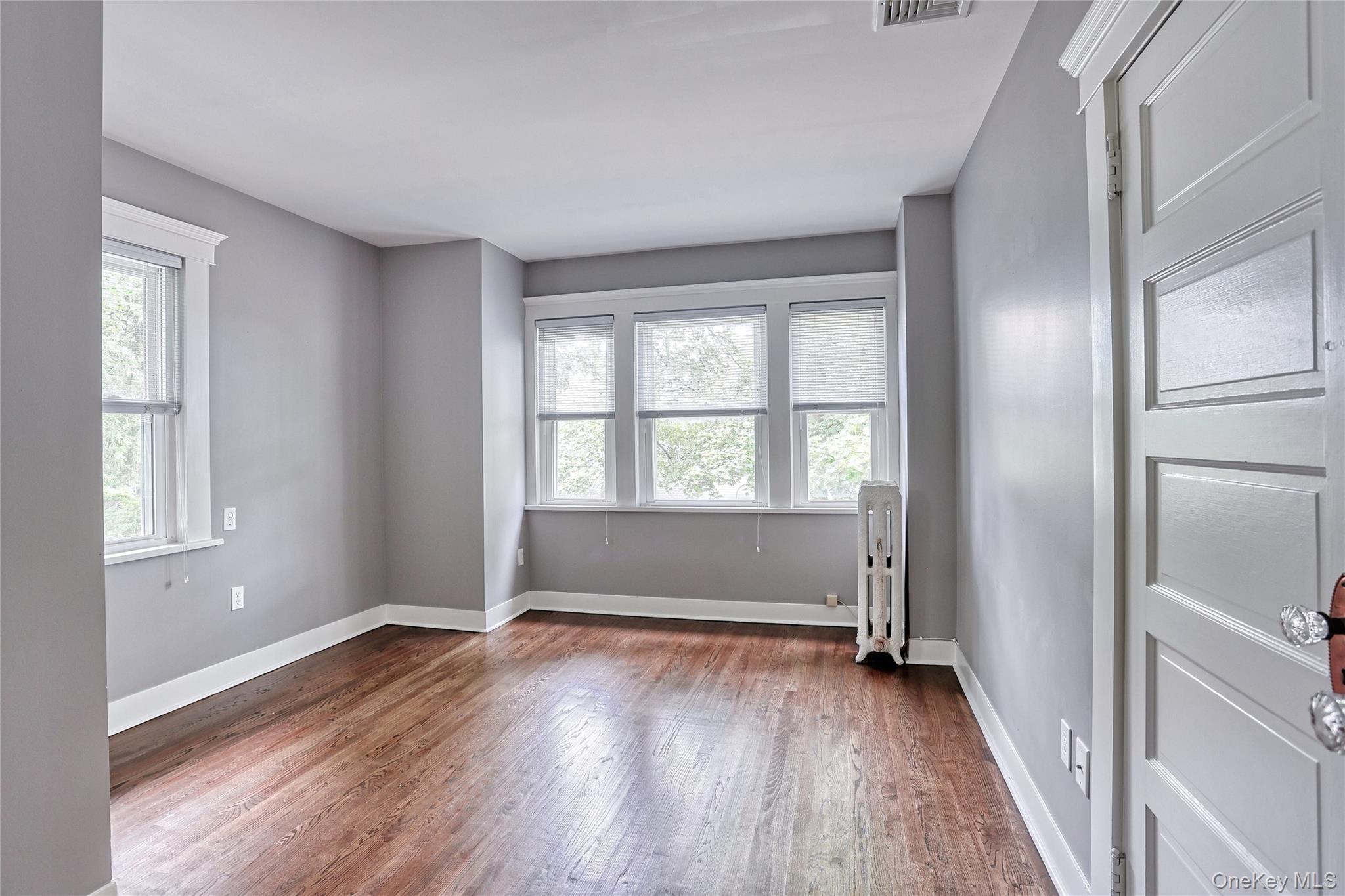 15 Pacific Avenue, Nanuet, NY 10954