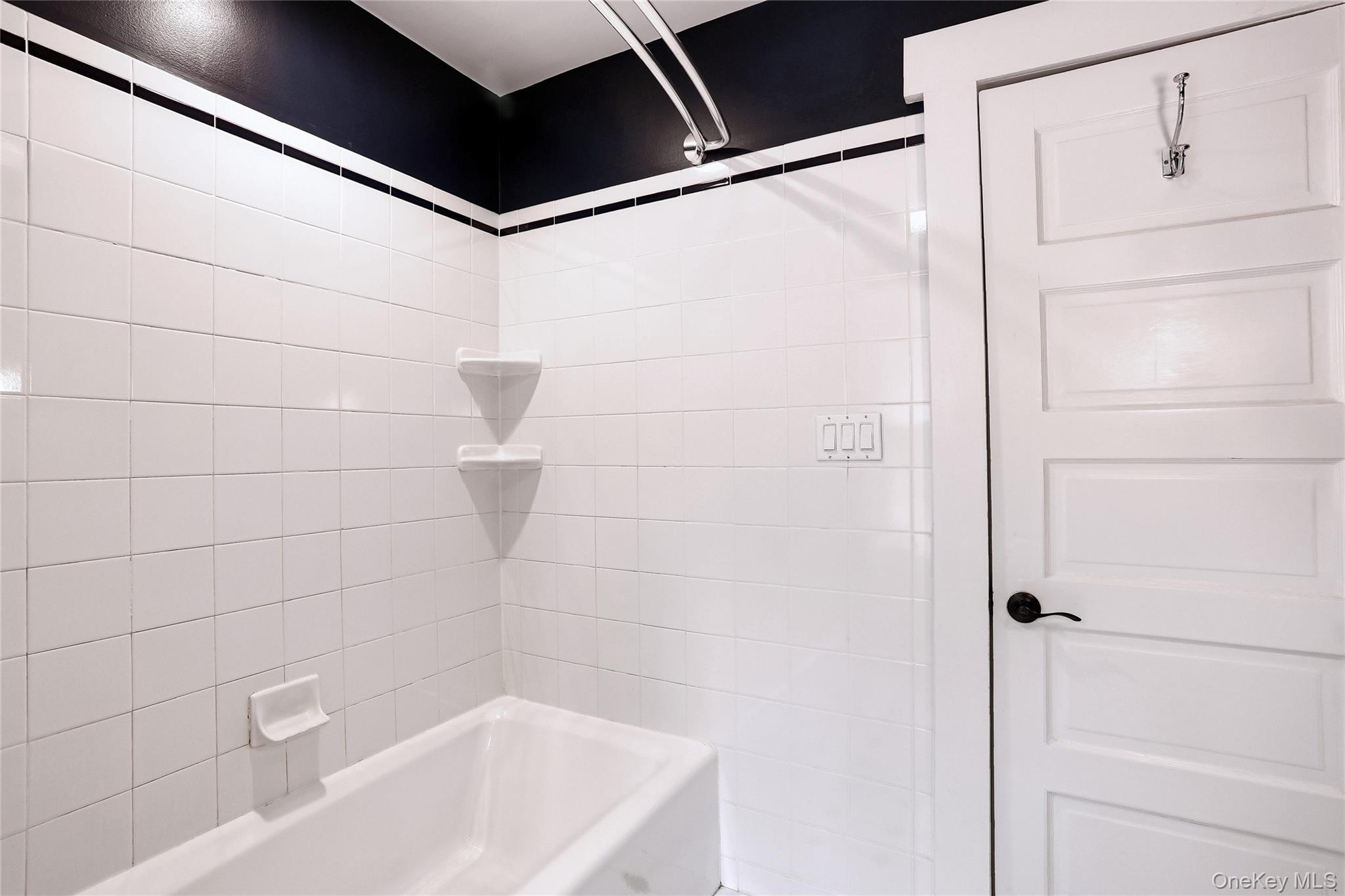 15 Pacific Avenue, Nanuet, NY 10954