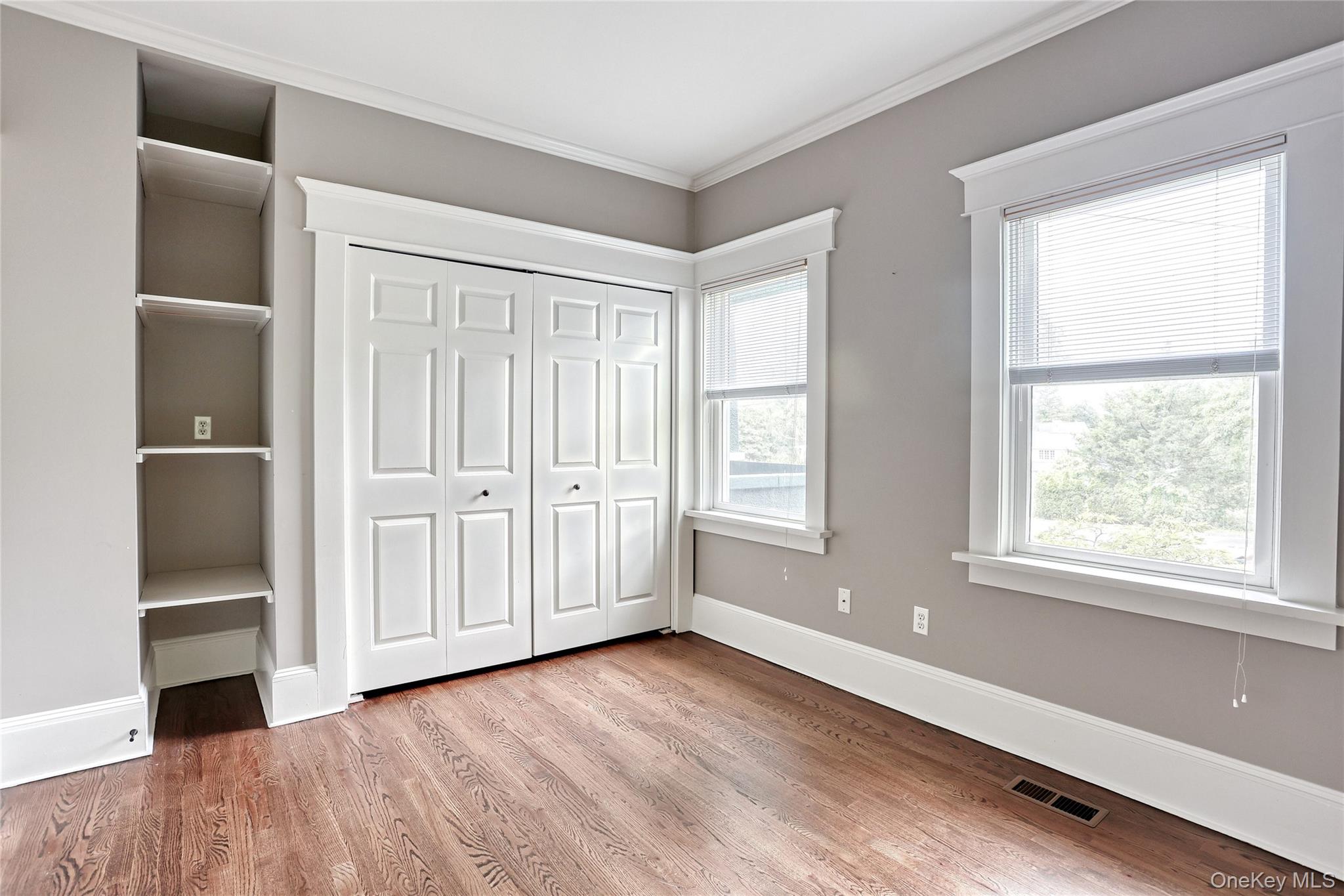 15 Pacific Avenue, Nanuet, NY 10954