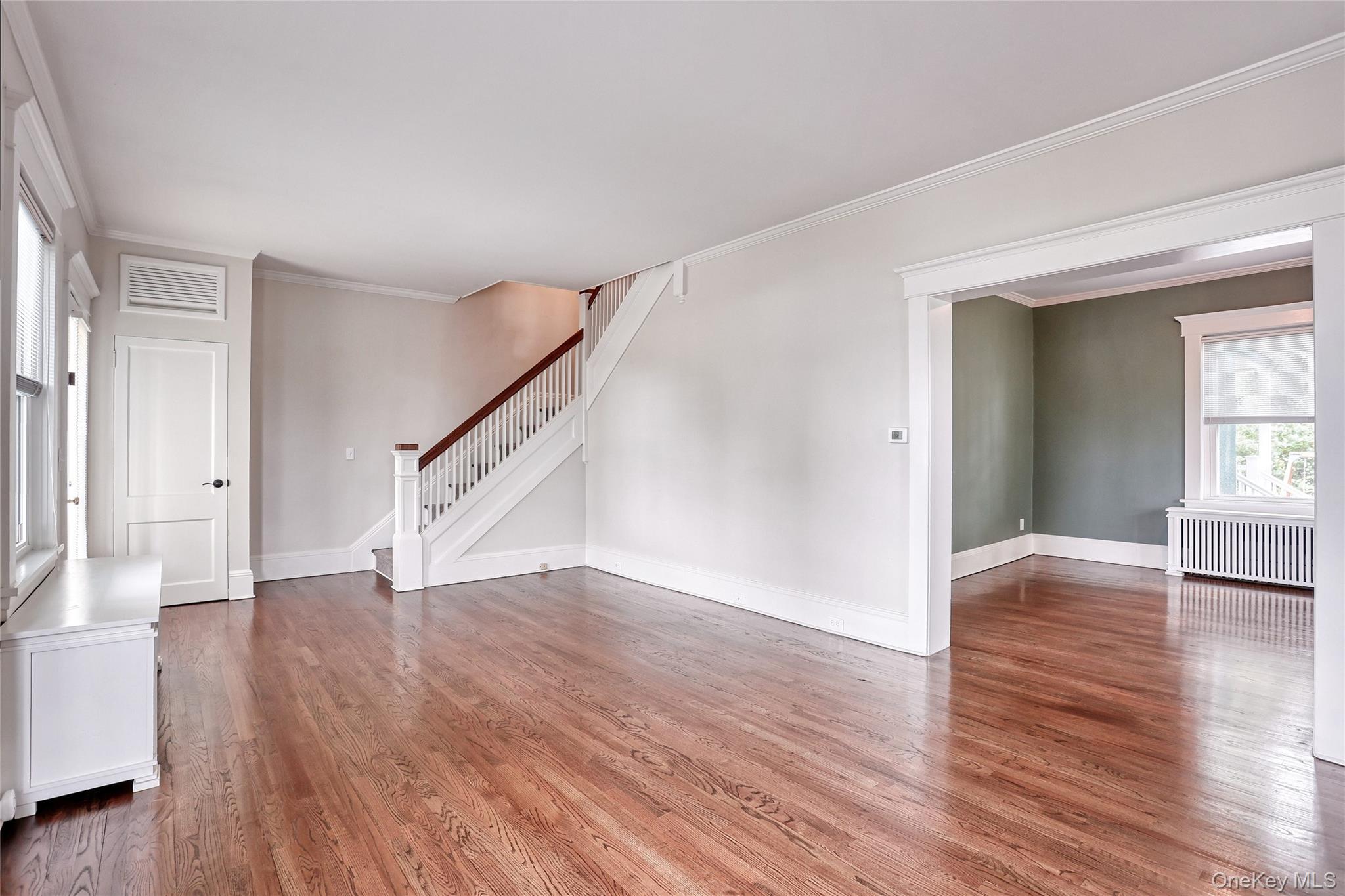 15 Pacific Avenue, Nanuet, NY 10954