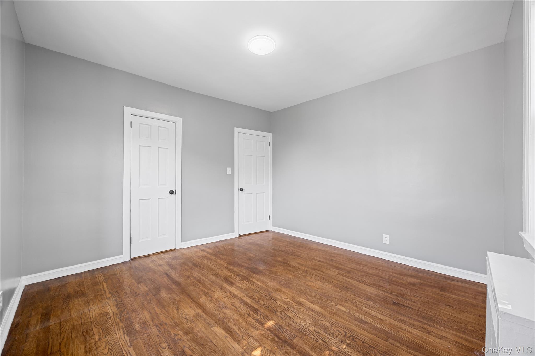 1054 Lydig Avenue, Bronx, NY 10461