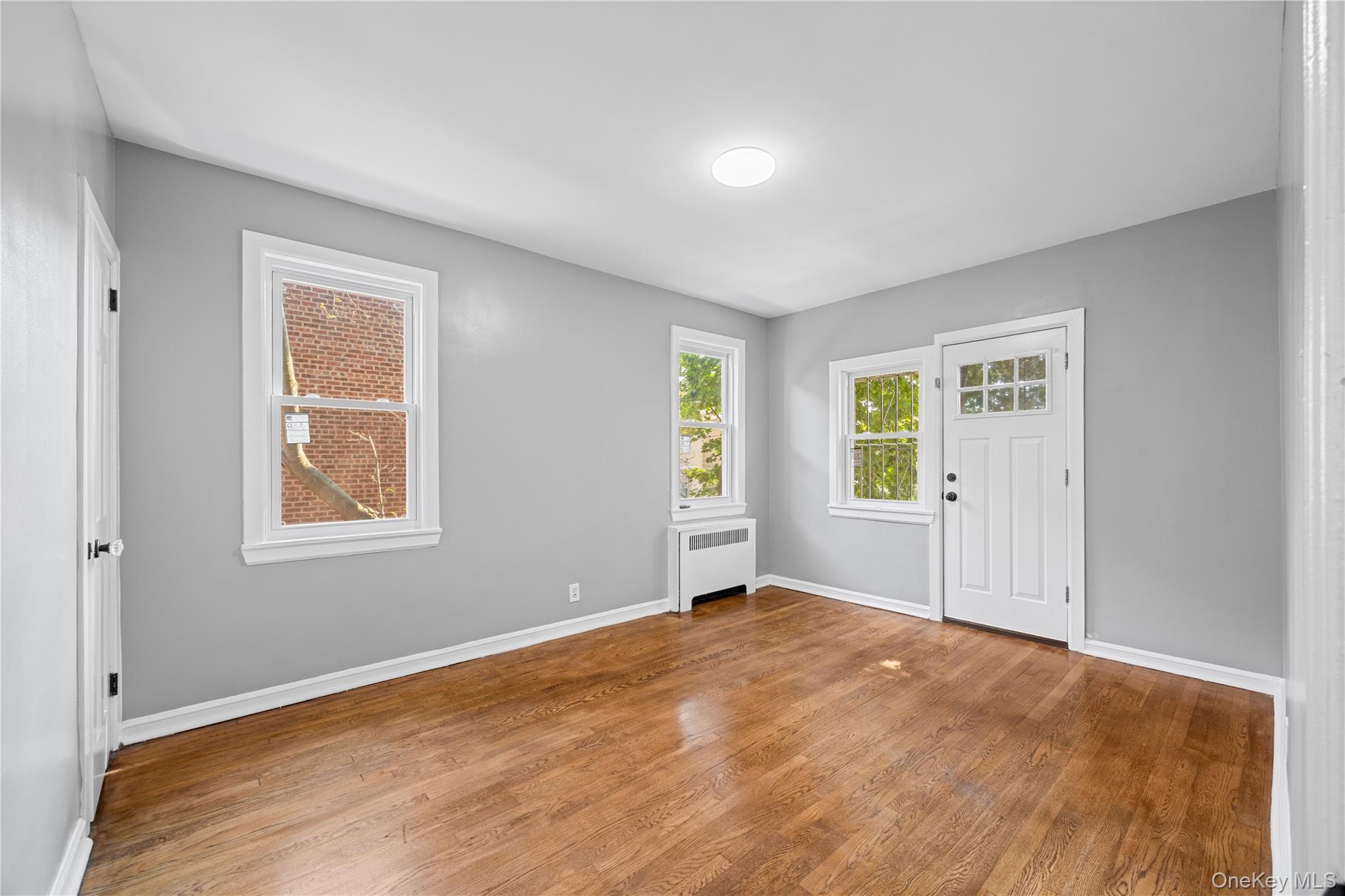 1054 Lydig Avenue, Bronx, NY 10461