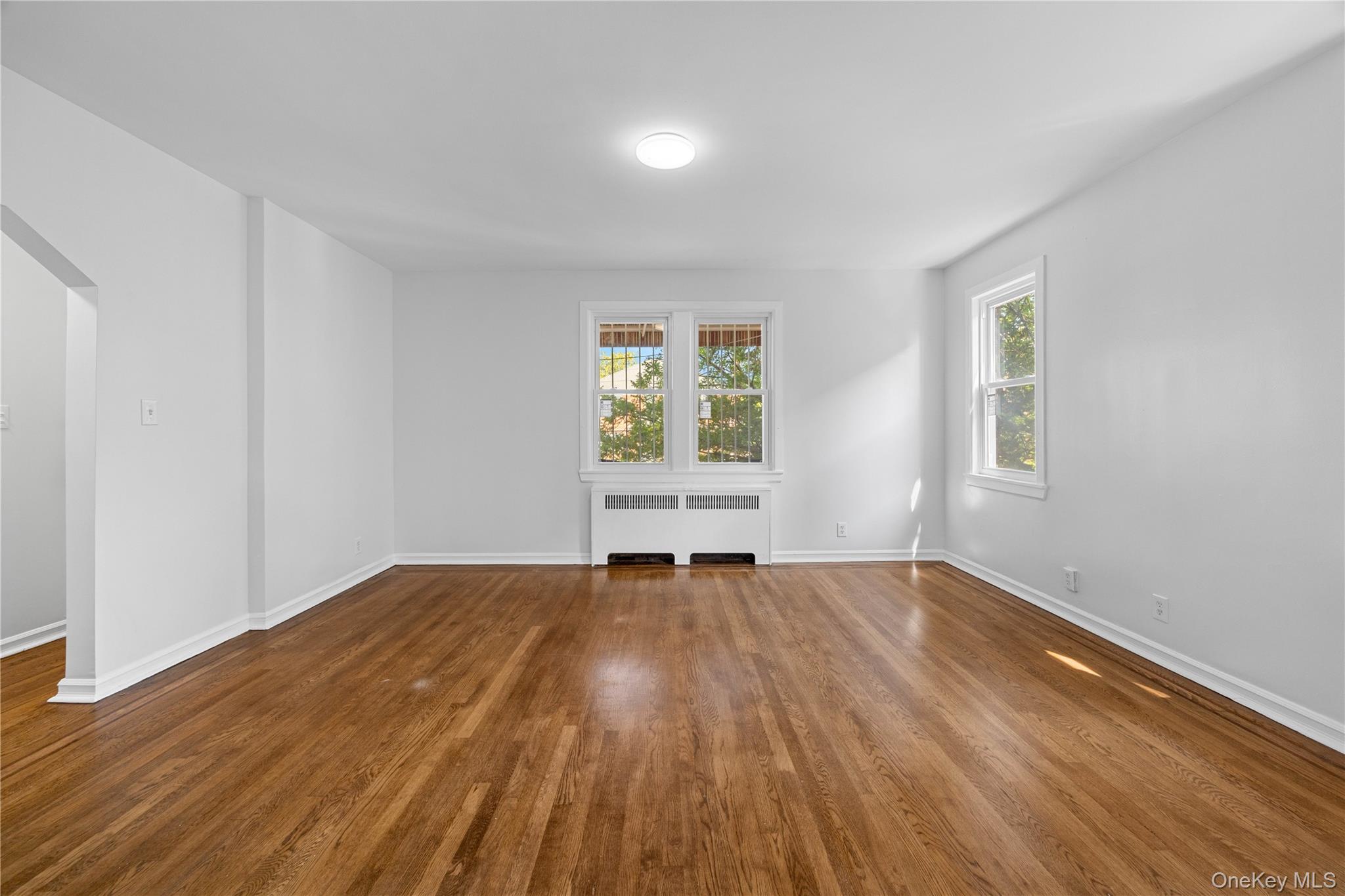 1054 Lydig Avenue, Bronx, NY 10461