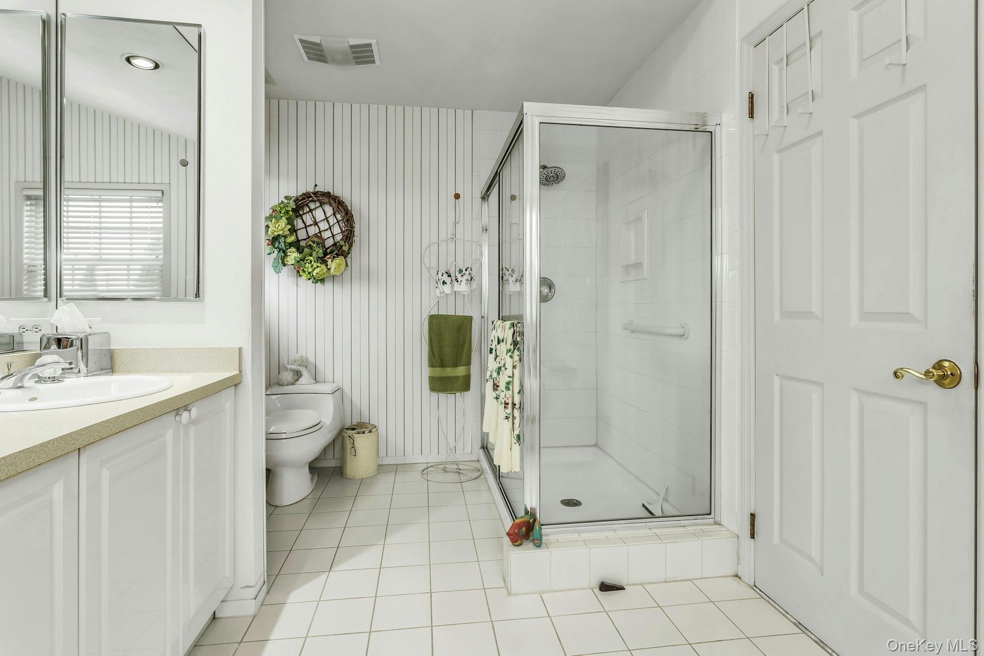 106 Fairway View Drive, Commack, NY 11725