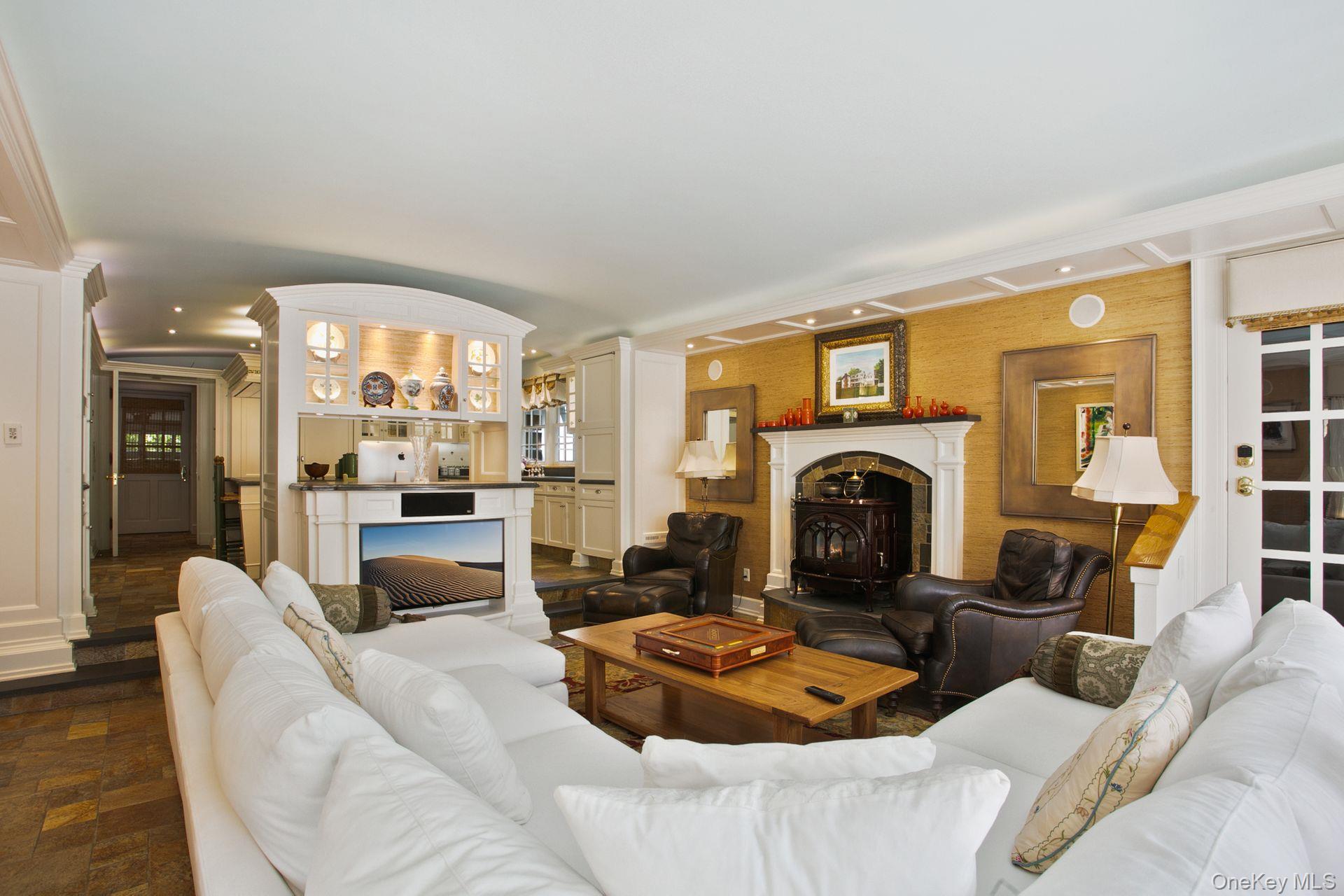 1 Roland Road, Irvington, NY 10533