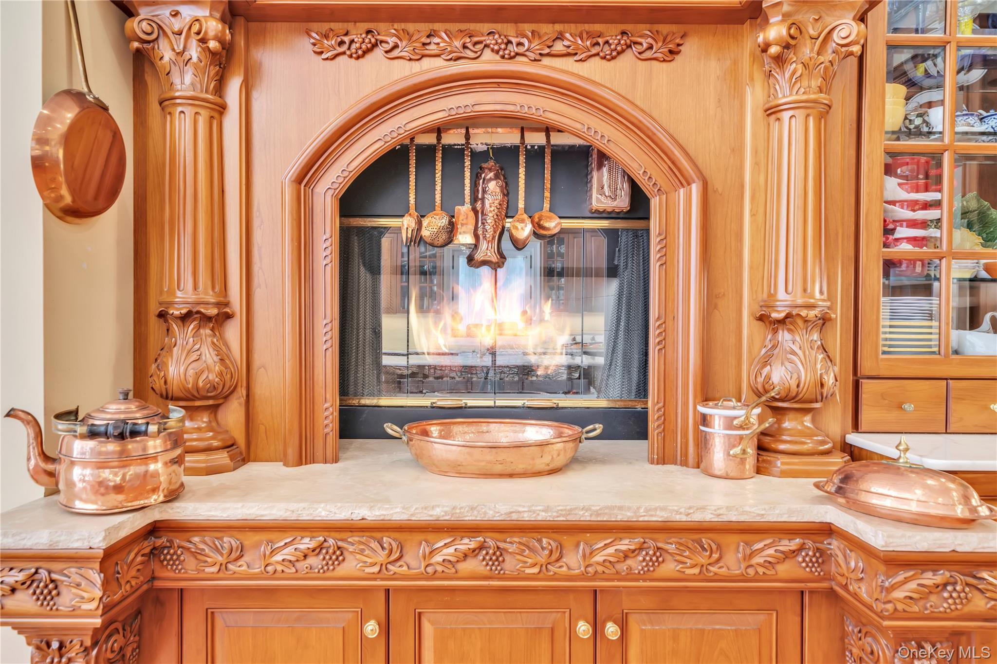 1111 Stoddart Court, Locust Valley, NY 11560