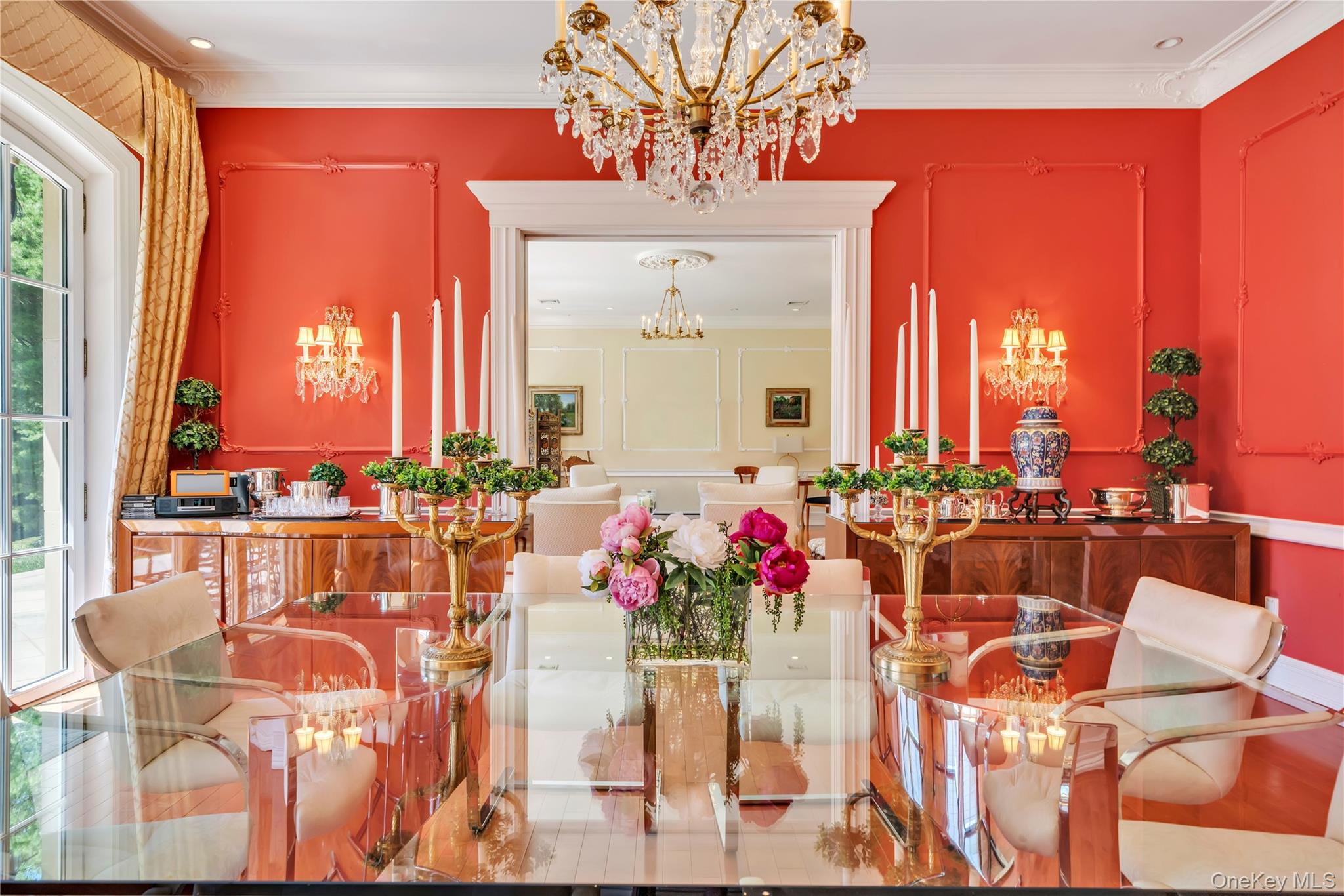 1111 Stoddart Court, Locust Valley, NY 11560