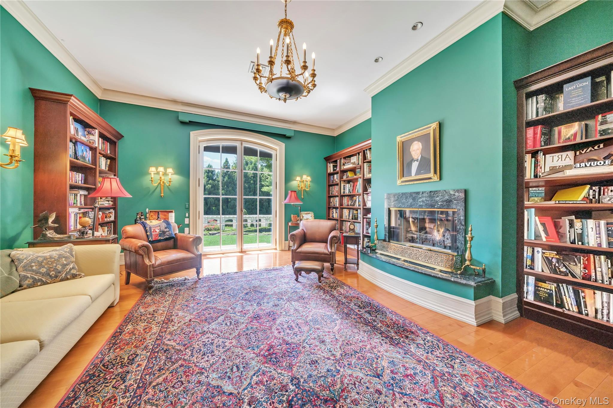 1111 Stoddart Court, Locust Valley, NY 11560