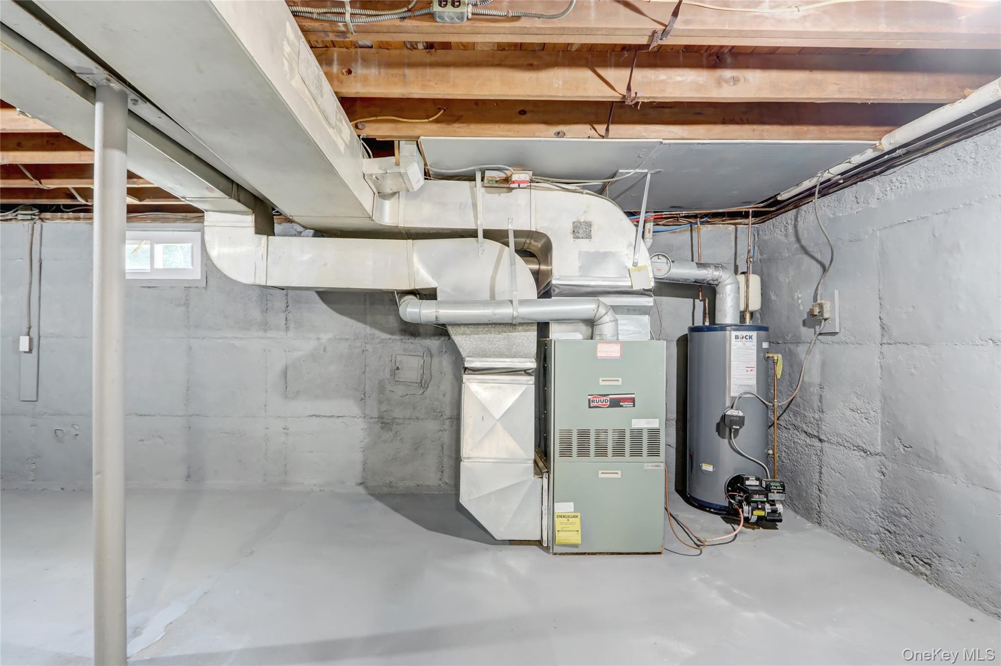 1067 Mirabelle Avenue, Westbury, NY 11590