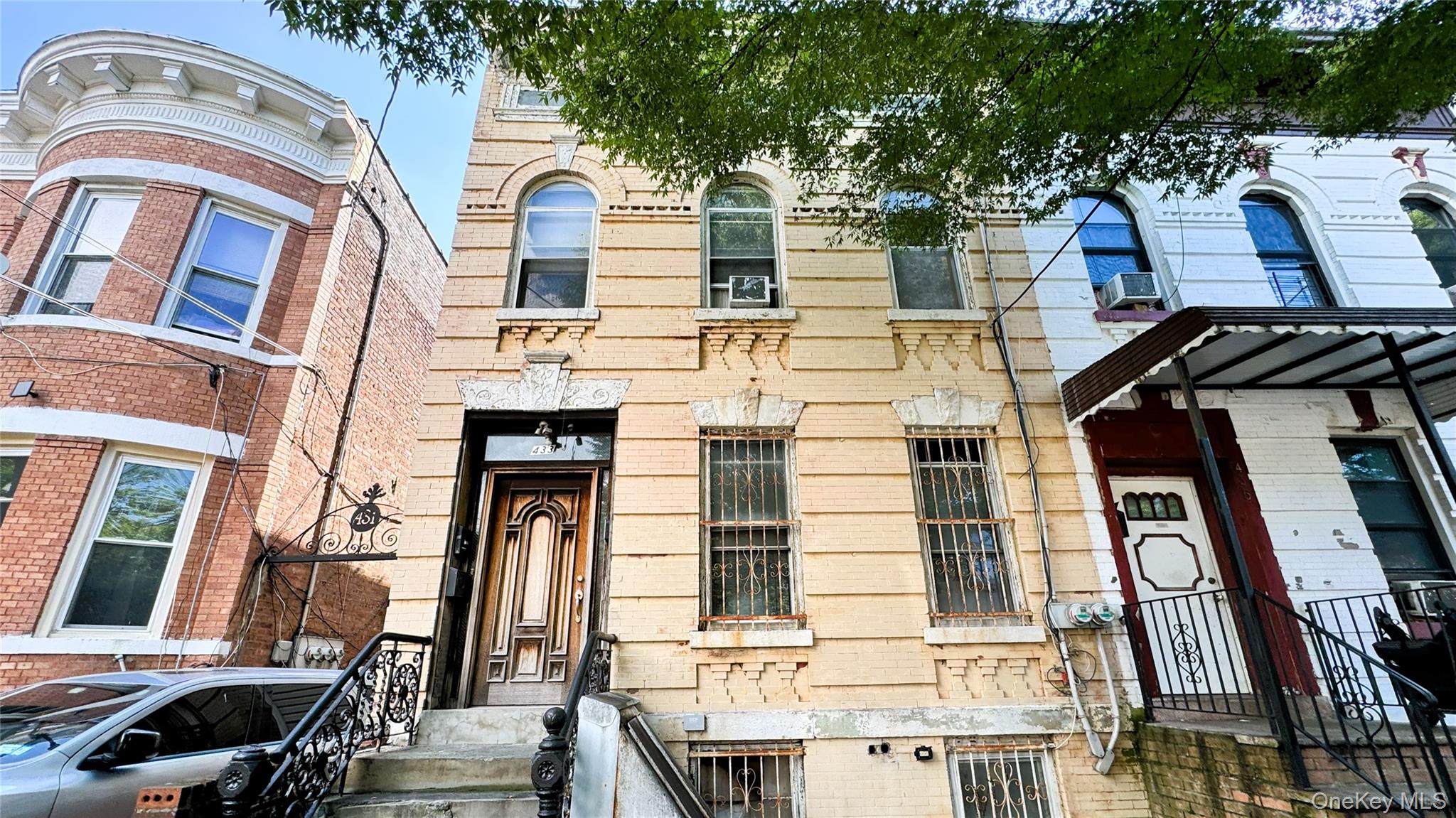 433 Jerome Street, Brooklyn, NY 11207