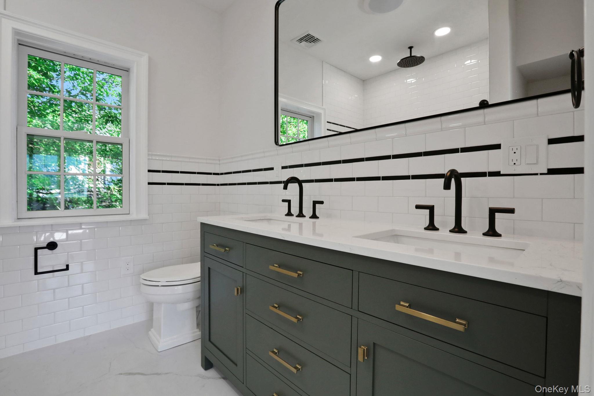 32 Ackerman Street, Beacon, NY 12508