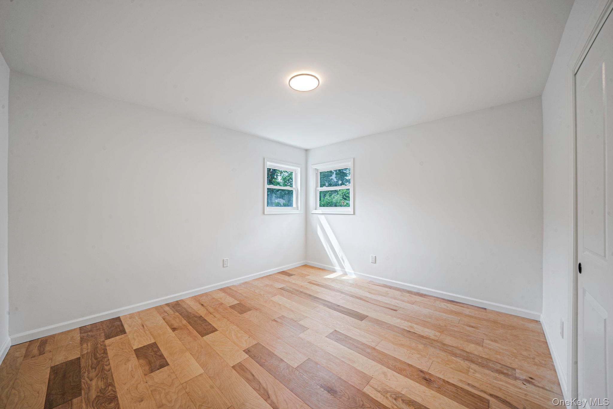 220 Peekskill Avenue, Medford, NY 11763