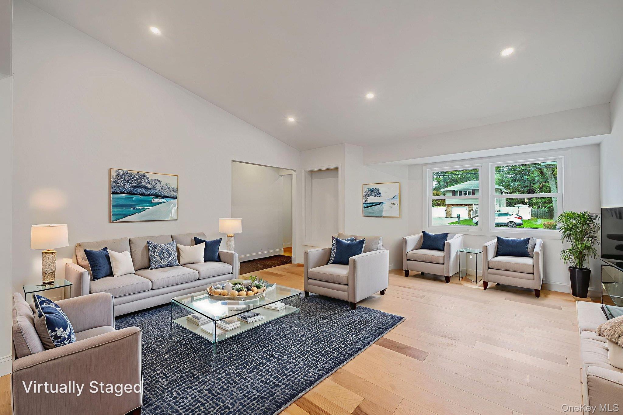 220 Peekskill Avenue, Medford, NY 11763