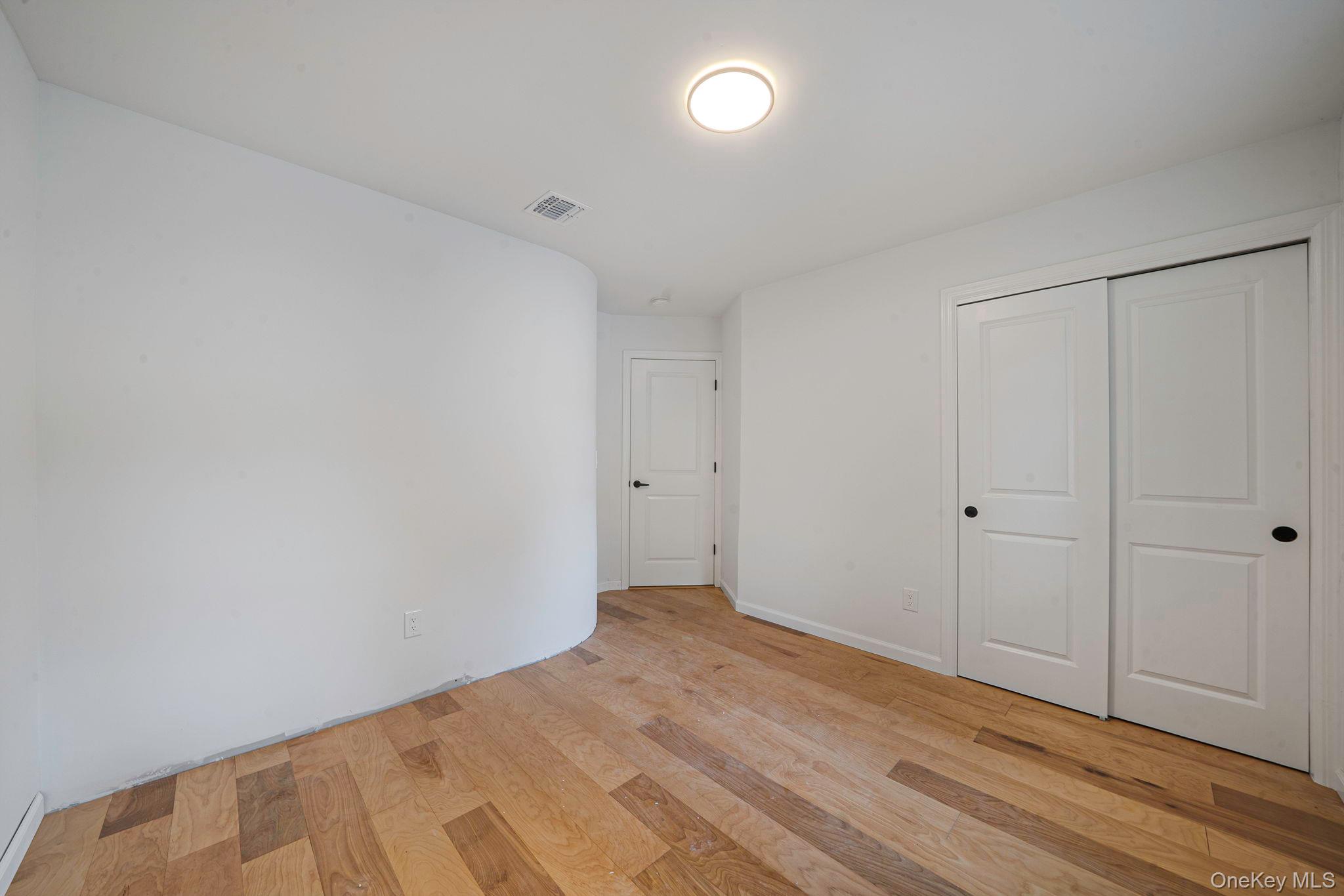 220 Peekskill Avenue, Medford, NY 11763