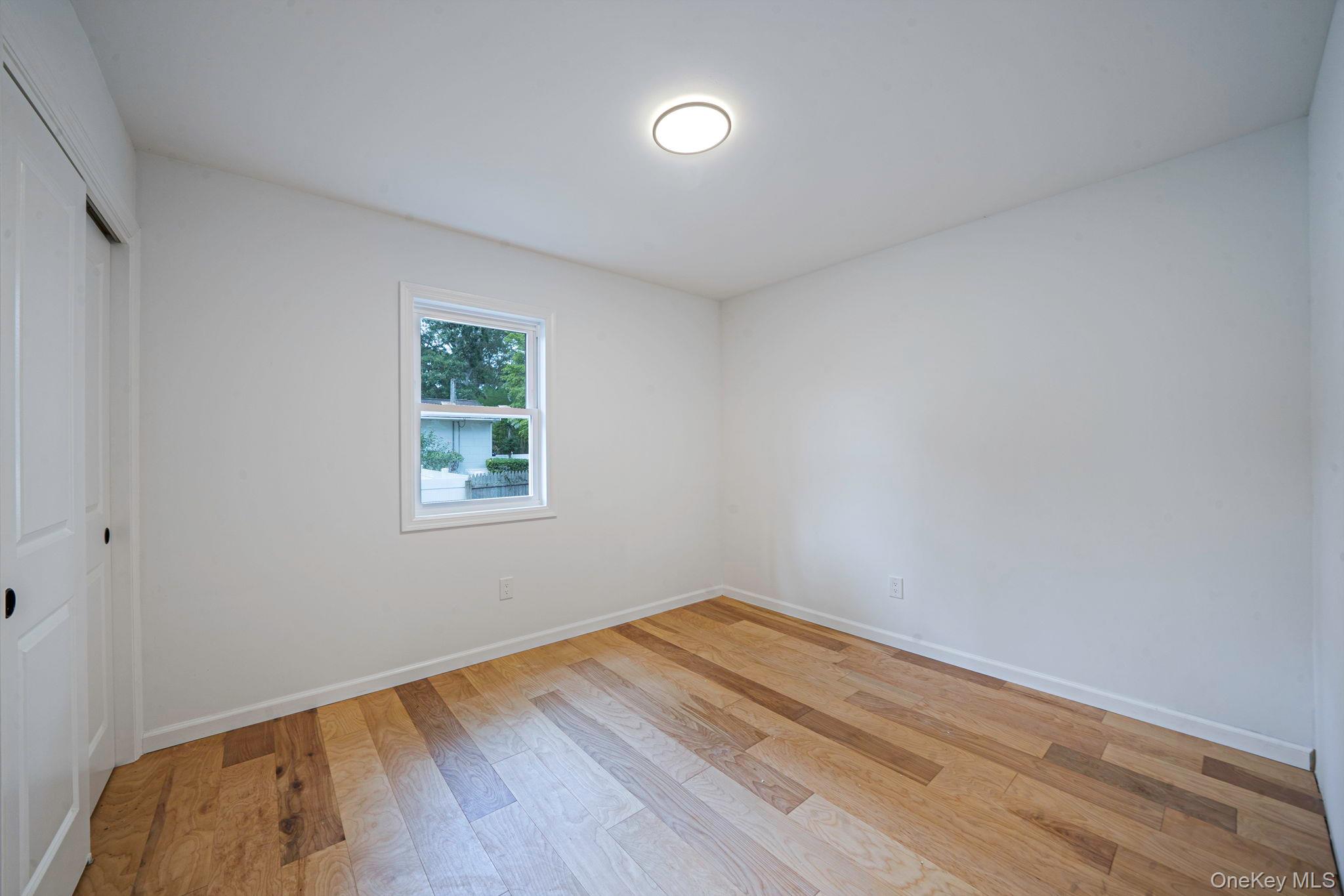 220 Peekskill Avenue, Medford, NY 11763